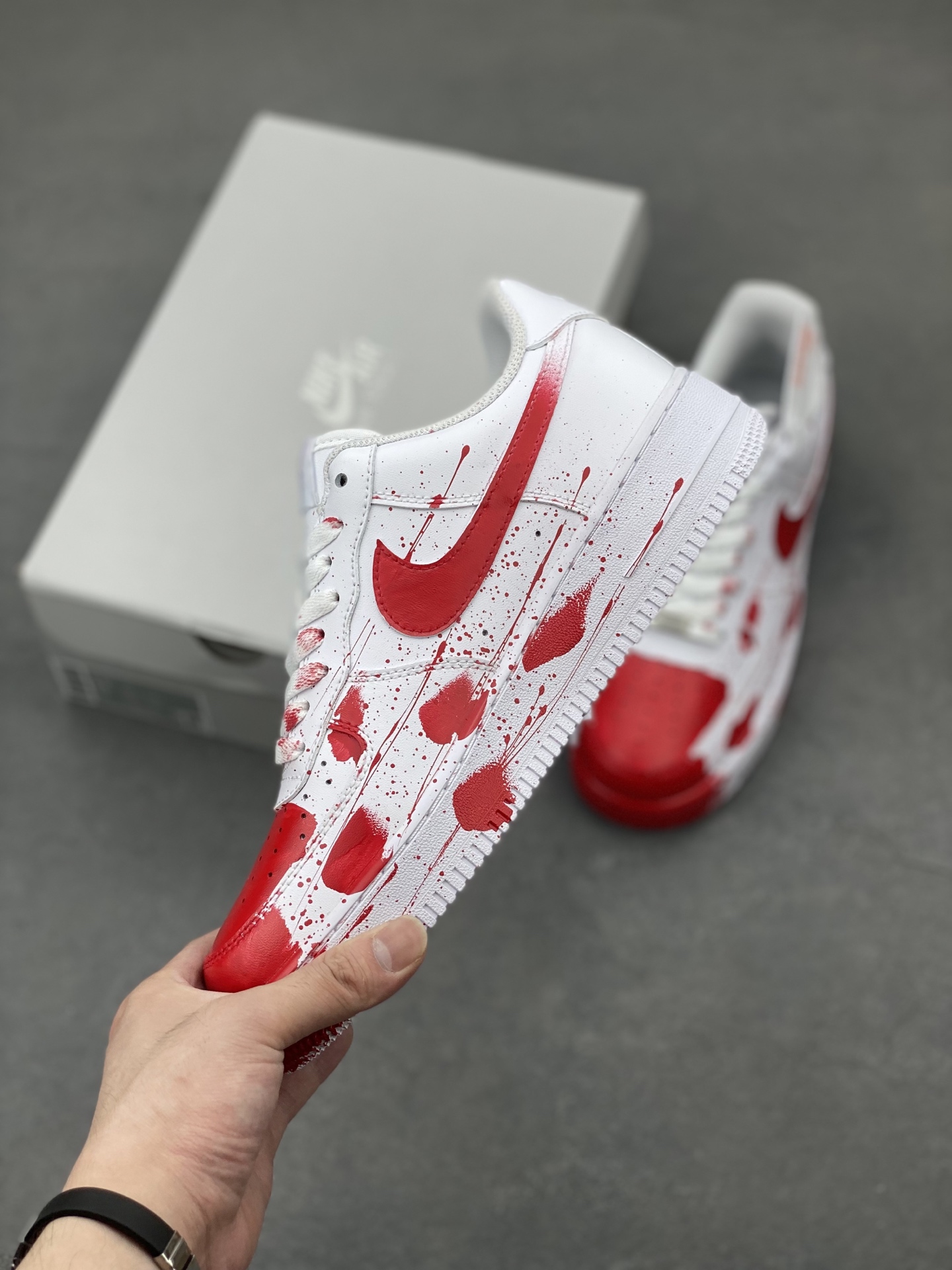 Nike Air Force 1 '07 Low White/Red Paint Splatter Casual Sneakers 4 i1749668535176 4897 0 2