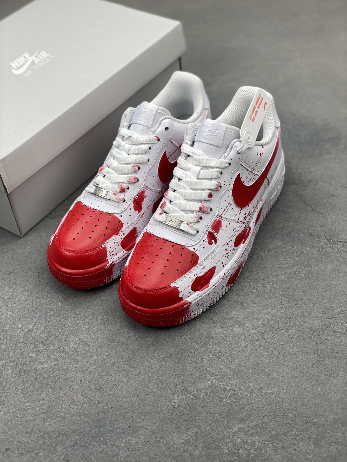 Nike Air Force 1 '07 Low White/Red Paint Splatter Casual Sneakers 9 i1749668537033 8268 0 7