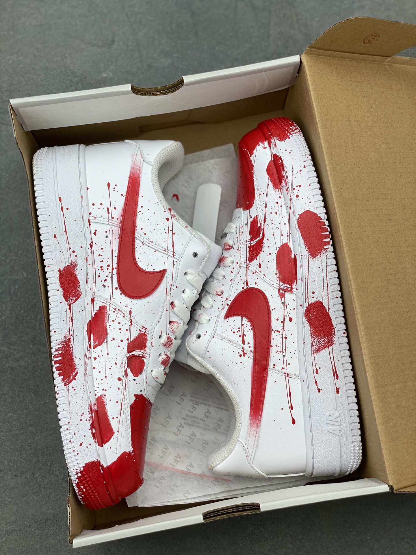Nike Air Force 1 '07 Low White/Red Paint Splatter Casual Sneakers 10 i1749668541278 6267 0 8