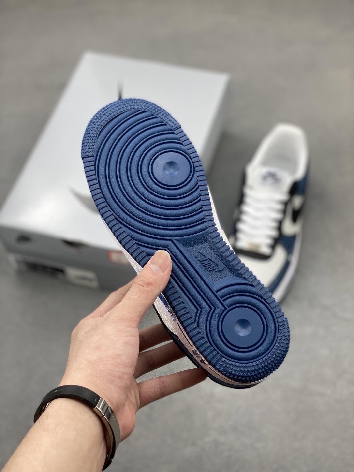 Nike Air Force 1 '07 Low Denim Sneakers Limited Edition - Custom Hardware 7 i1749846069670 7641 0 5