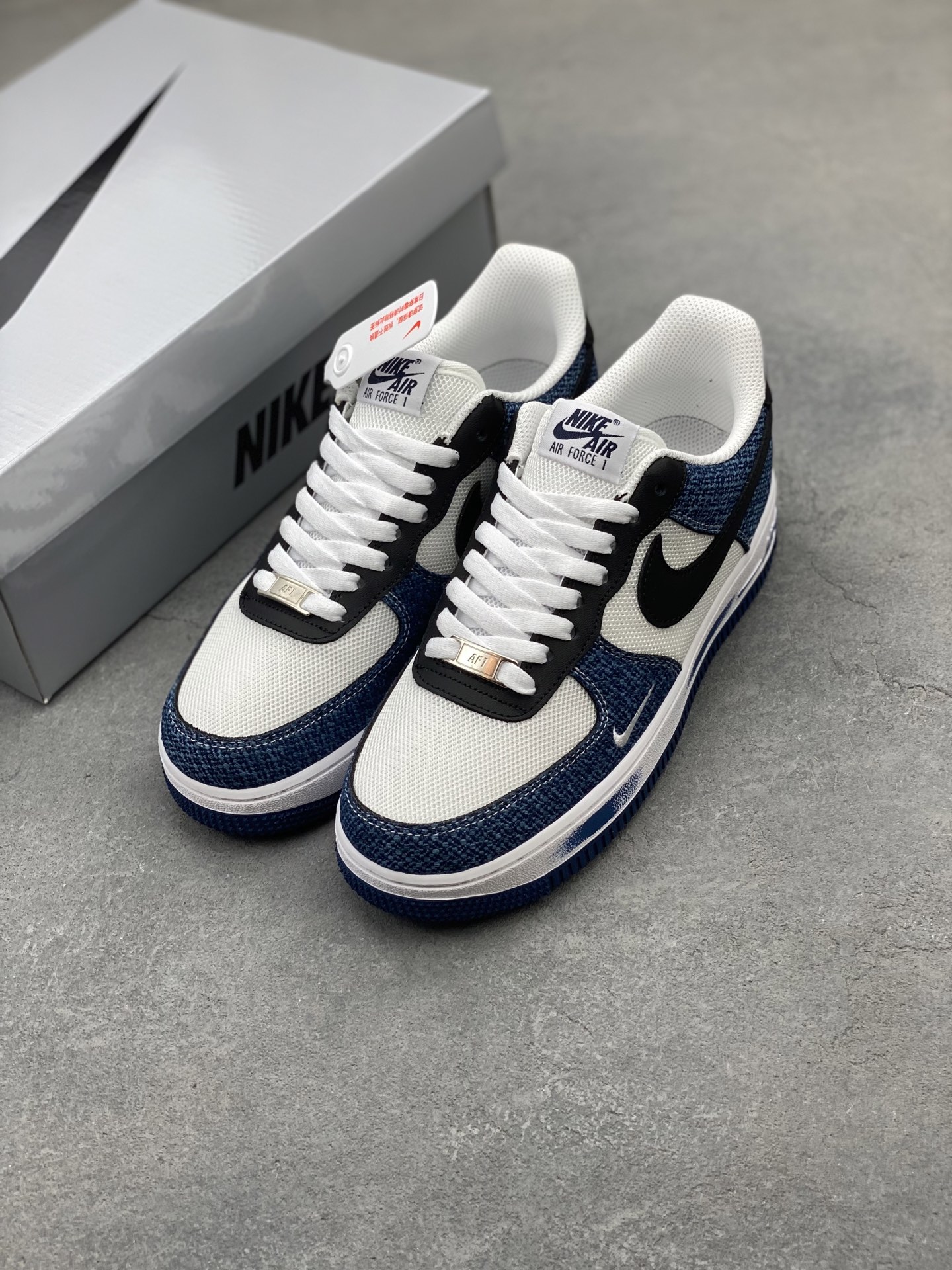 Nike Air Force 1 '07 Low Denim Sneakers Limited Edition - Custom Hardware 9 i1749846074232 5063 0 7