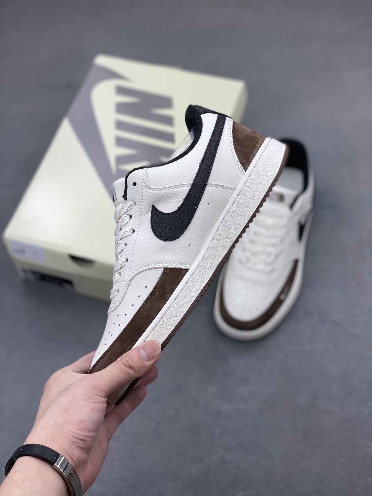 Nike Ebernon Low PRM - Stylish, Breathable, and Comfortable Sneakers 4 i1749846335936 8847 0 2