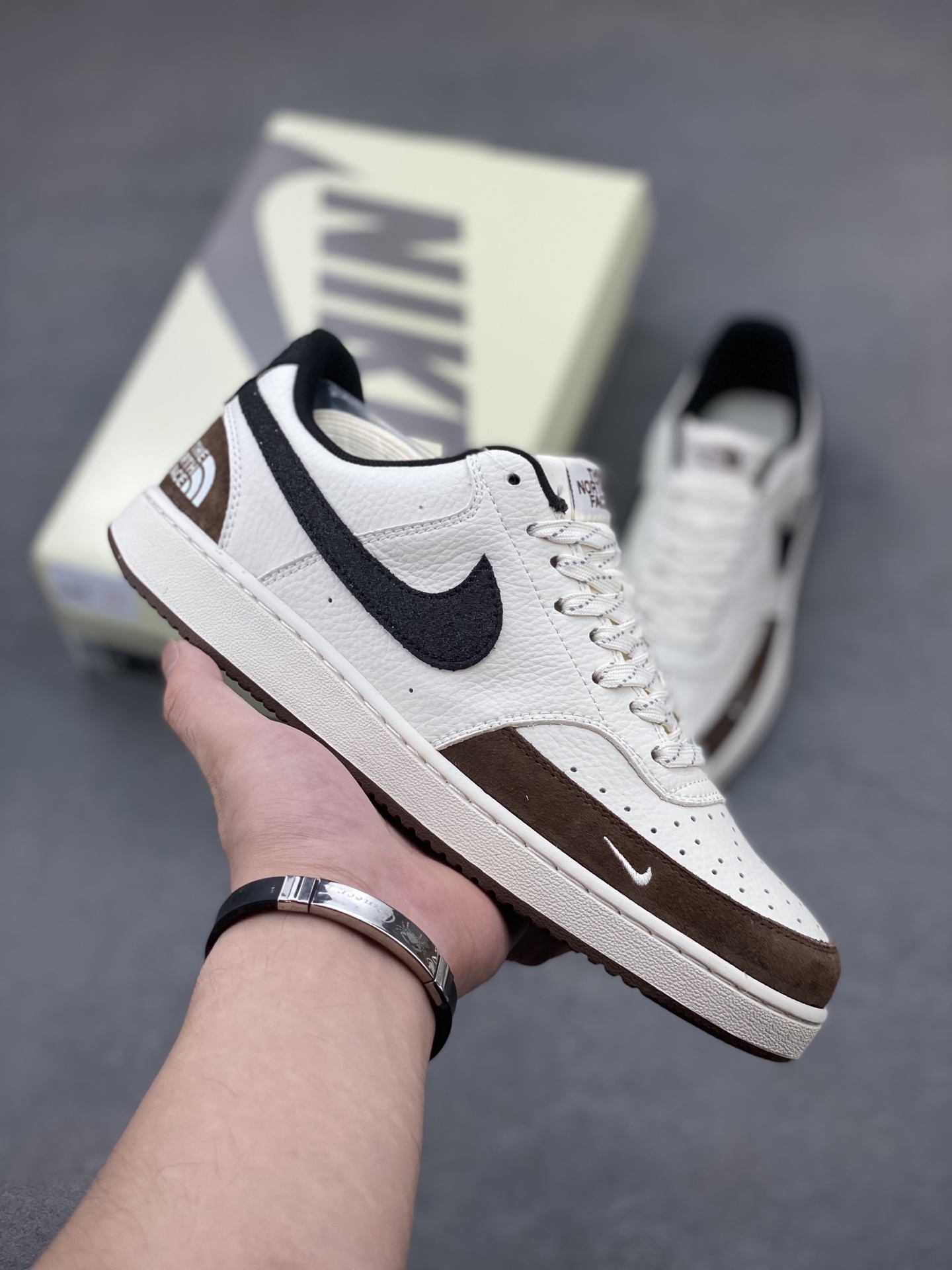 Nike Ebernon Low PRM - Stylish, Breathable, and Comfortable Sneakers 2 i1749846335983 7717 0 0