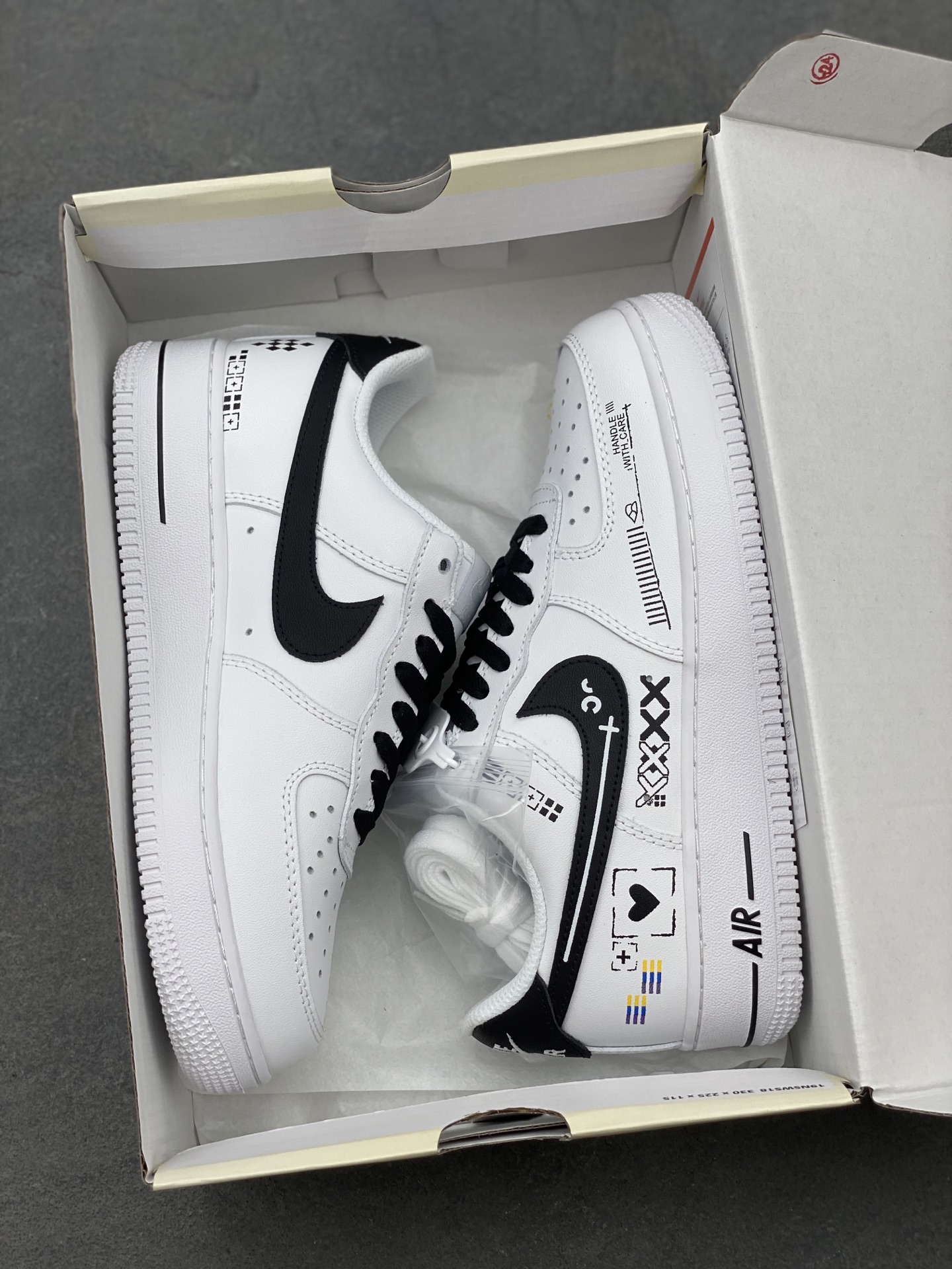 Nike Air Force 1 '07 Low White/Black Casual Sneakers CW2288-030 10 i1749930877336 6992 0 8