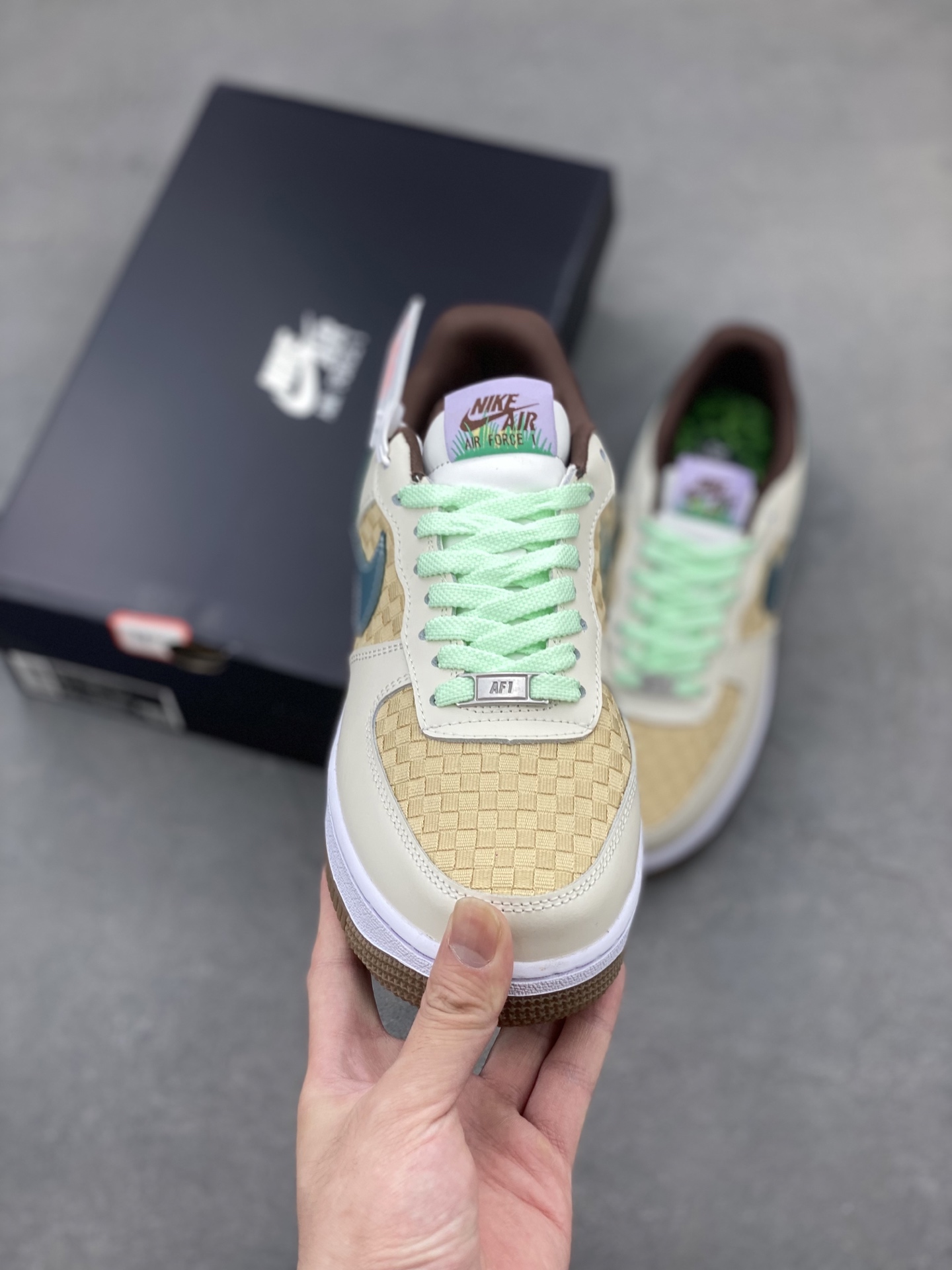 Nike Air Force 1 '07 Low Beige/Blue Woven Sneakers Limited Edition 3 i1749930912803 4039 0 1