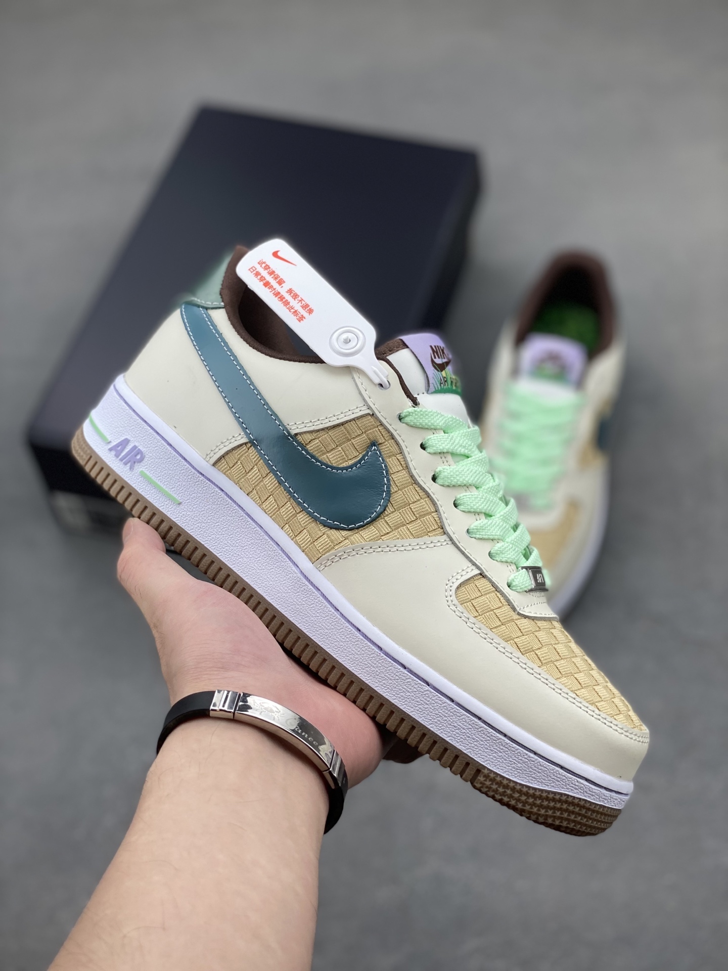 Nike Air Force 1 '07 Low Beige/Blue Woven Sneakers Limited Edition 2 i1749930912855 6050 0 0