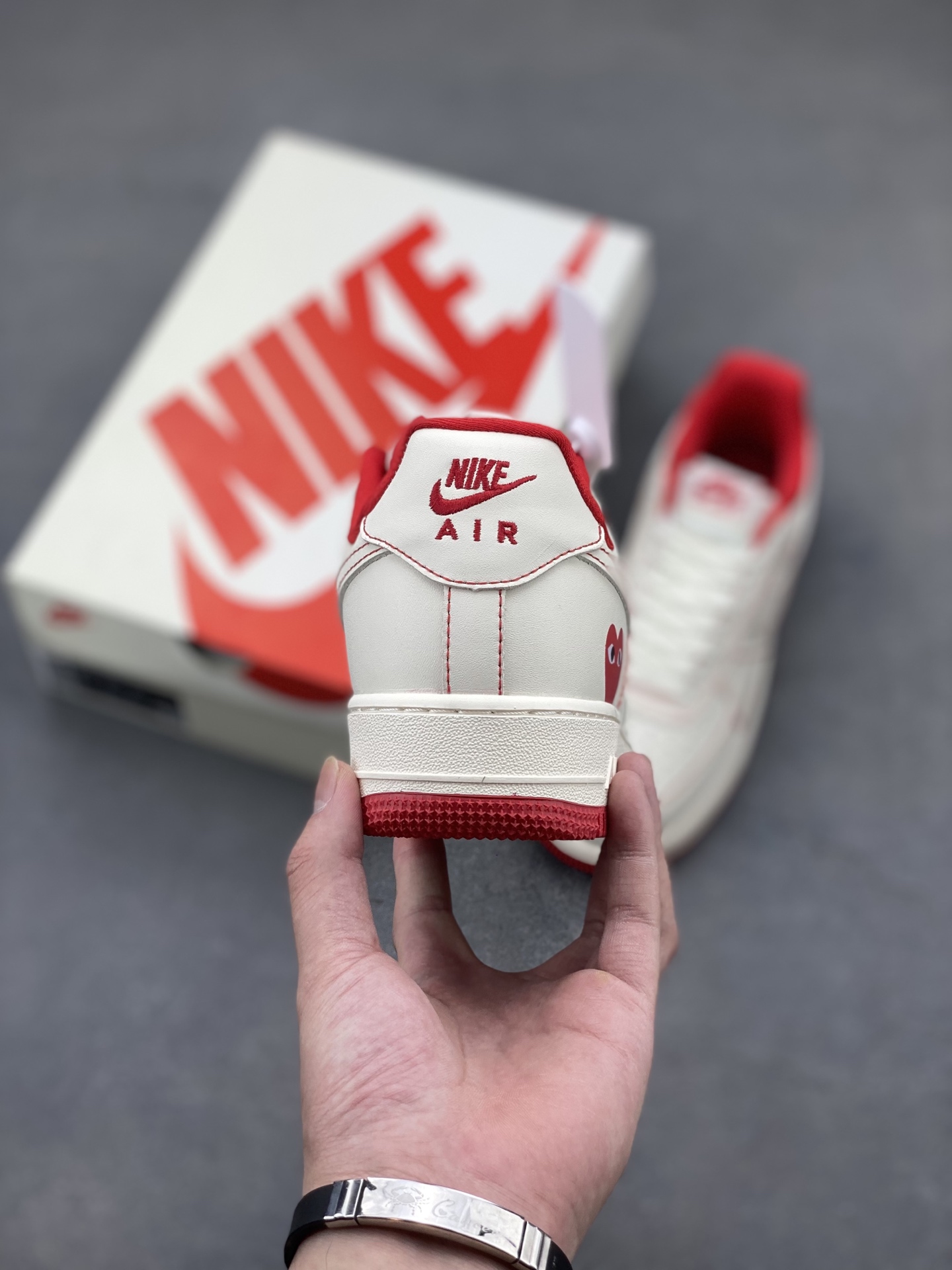 Nike Air Force 1 '07 Low White/Red Sneakers Limited Edition 5 i1750016680450 7493 0 3
