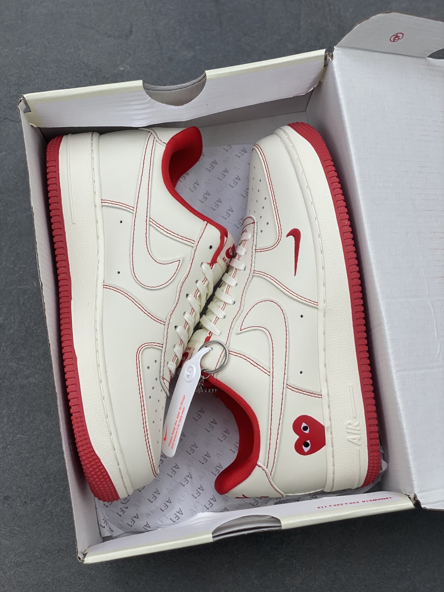 Nike Air Force 1 '07 Low White/Red Sneakers Limited Edition 10 i1750016686358 9851 0 8