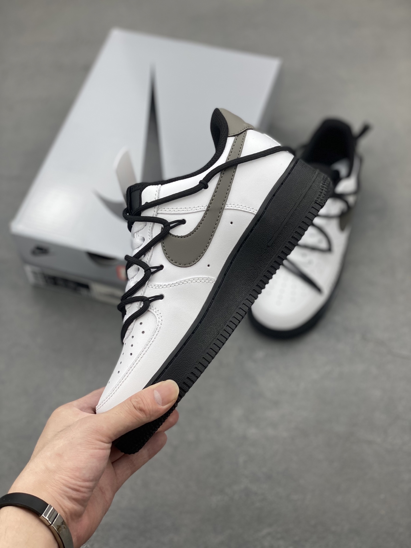 Nike Air Force 1 '07 Low White/Grey Sneakers Limited Edition - All Sizes 4 i1750103997801 5837 0 2