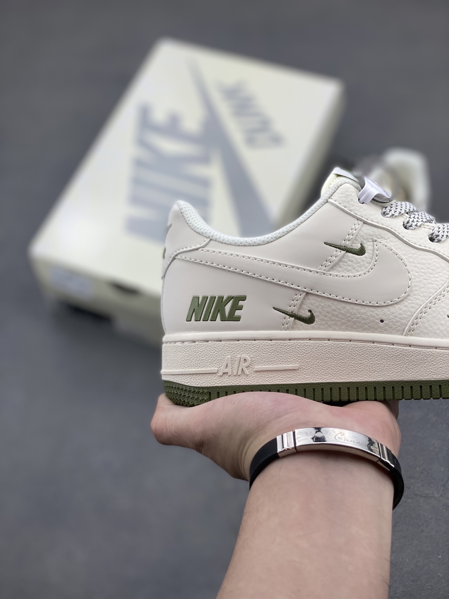 Nike Air Force 1 '07 Low Sneakers - Limited Edition, Premium Comfort 6 i1750104059189 368 0 4