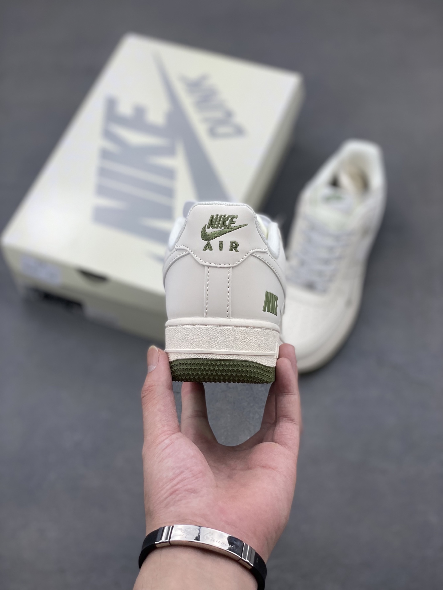 Nike Air Force 1 '07 Low Sneakers - Limited Edition, Premium Comfort 5 i1750104060602 9302 0 3
