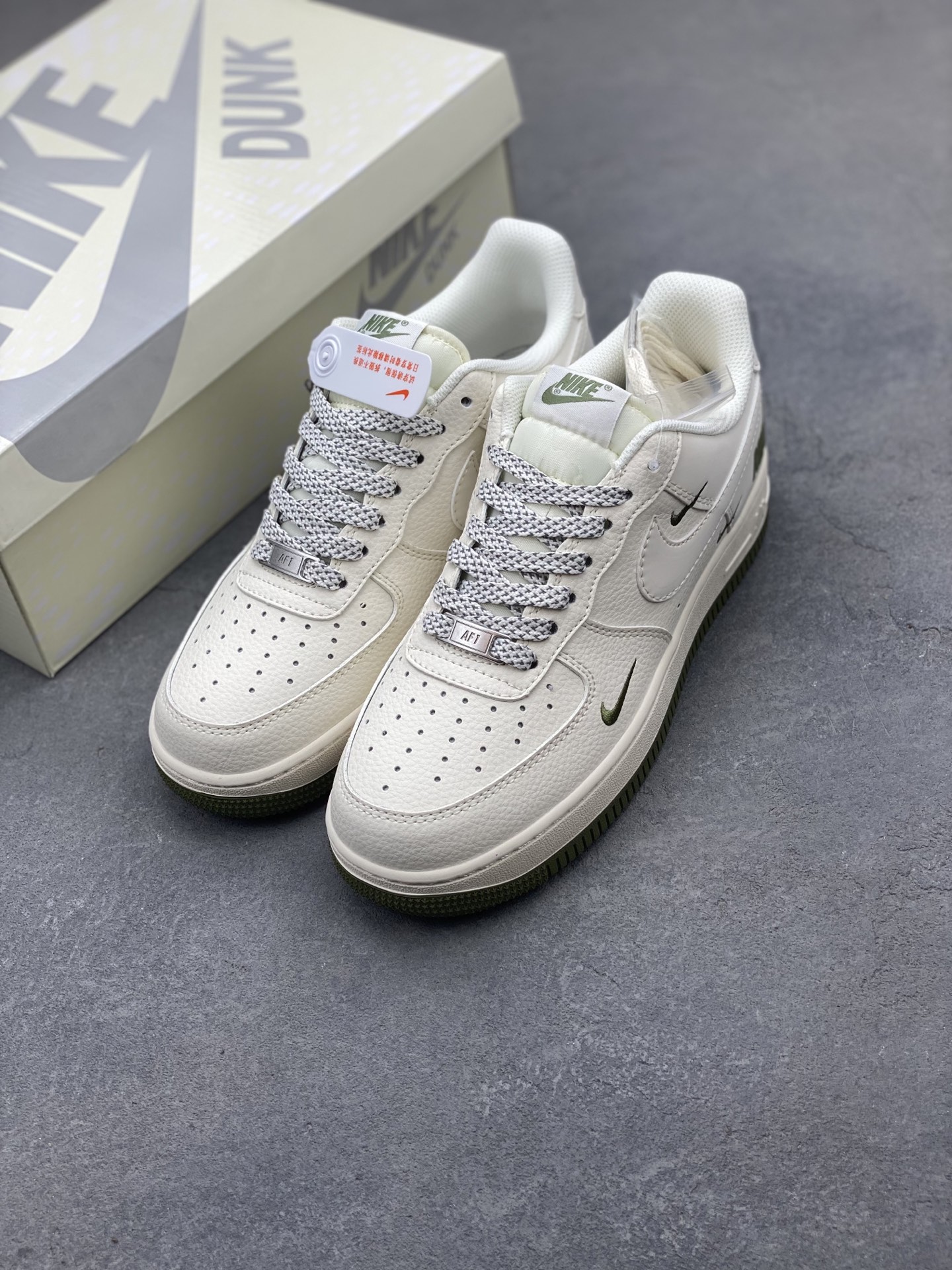 Nike Air Force 1 '07 Low Sneakers - Limited Edition, Premium Comfort 9 i1750104060650 3802 0 7
