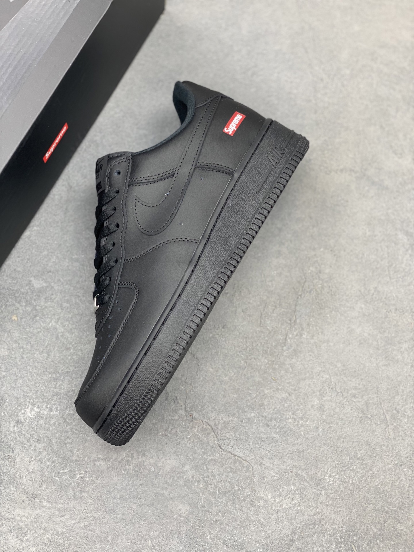 Nike Air Force 1 '07 Low Black Sneaker - Supreme Edition, Limited Release 8 i1750190219063 6554 0 6