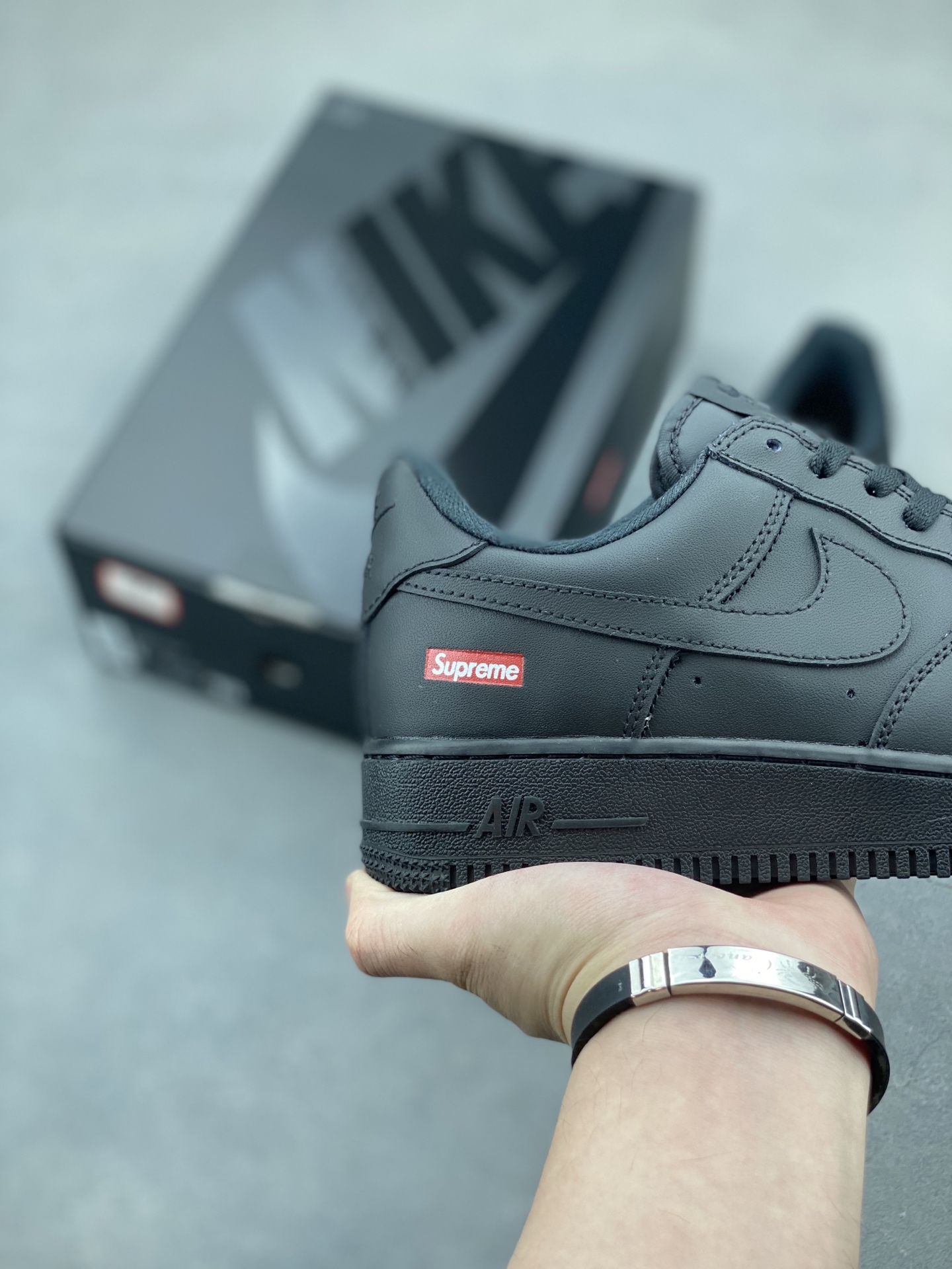 Nike Air Force 1 '07 Low Black Sneaker - Supreme Edition, Limited Release 6 i1750190219178 1830 0 4