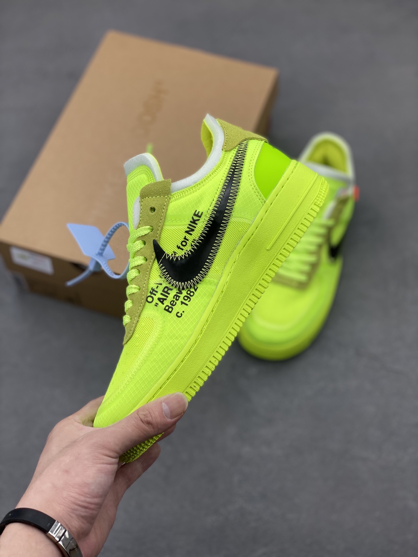 Nike Air Force 1 Low Off-White Volt Sneakers AO4606-700 4 i1750190486083 5819 0 2