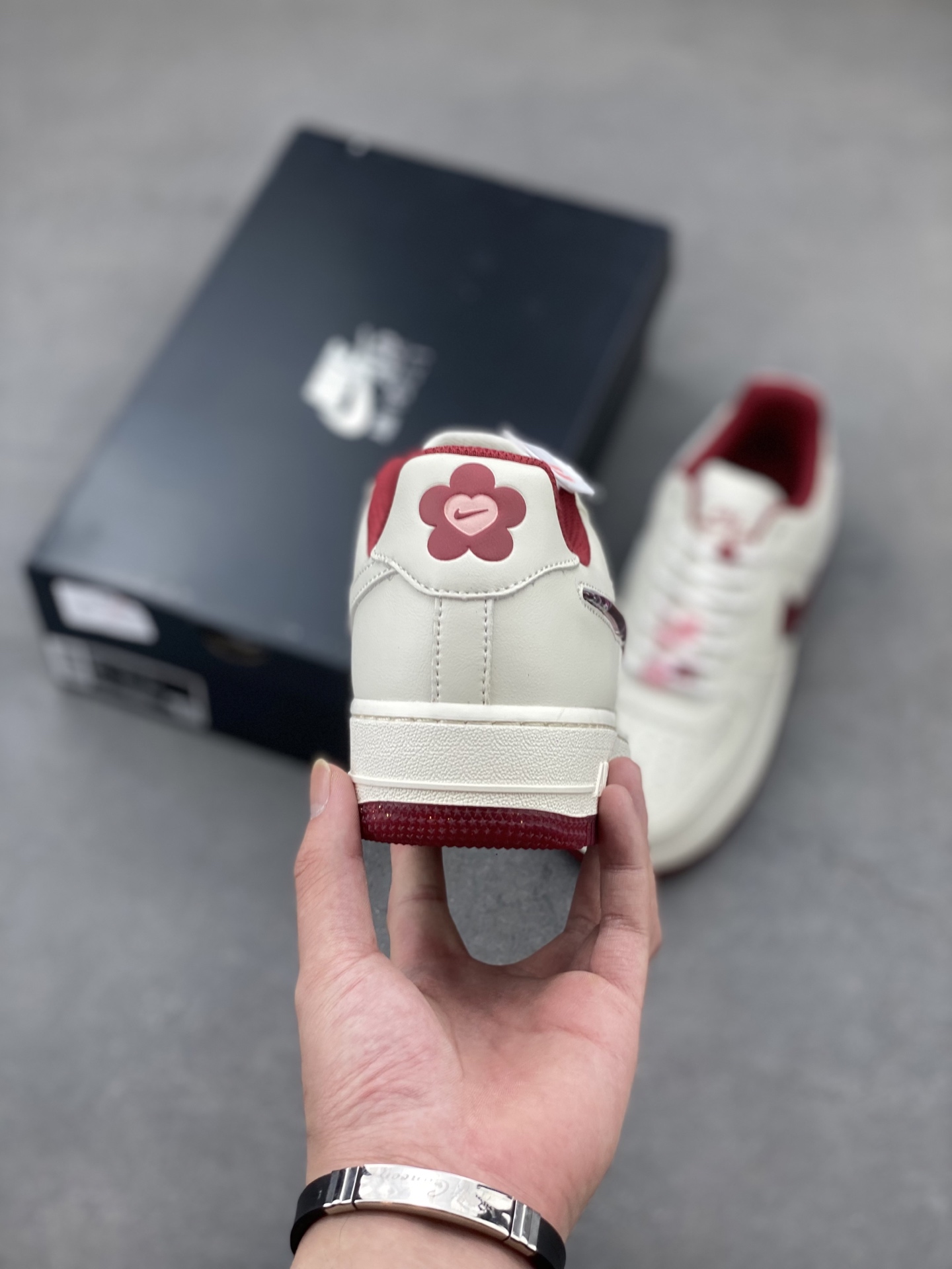Nike Air Force 1 Low Cream Burgundy Casual Sneakers FZ5068-161 5 i1750190549766 1927 0 3