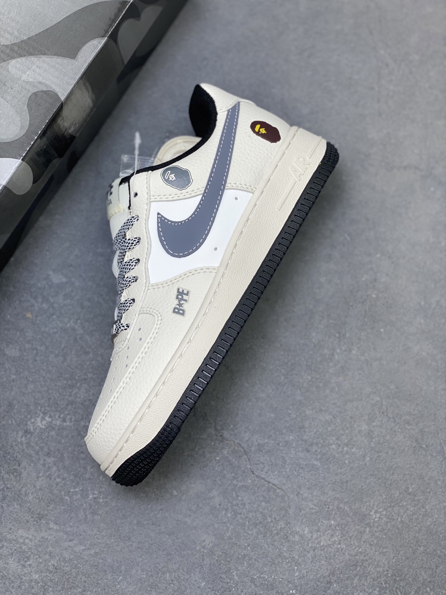 Nike Air Force 1 '07 Low BAPE Edition - Limited Release Sneakers 8 i1750263185173 670 0 6