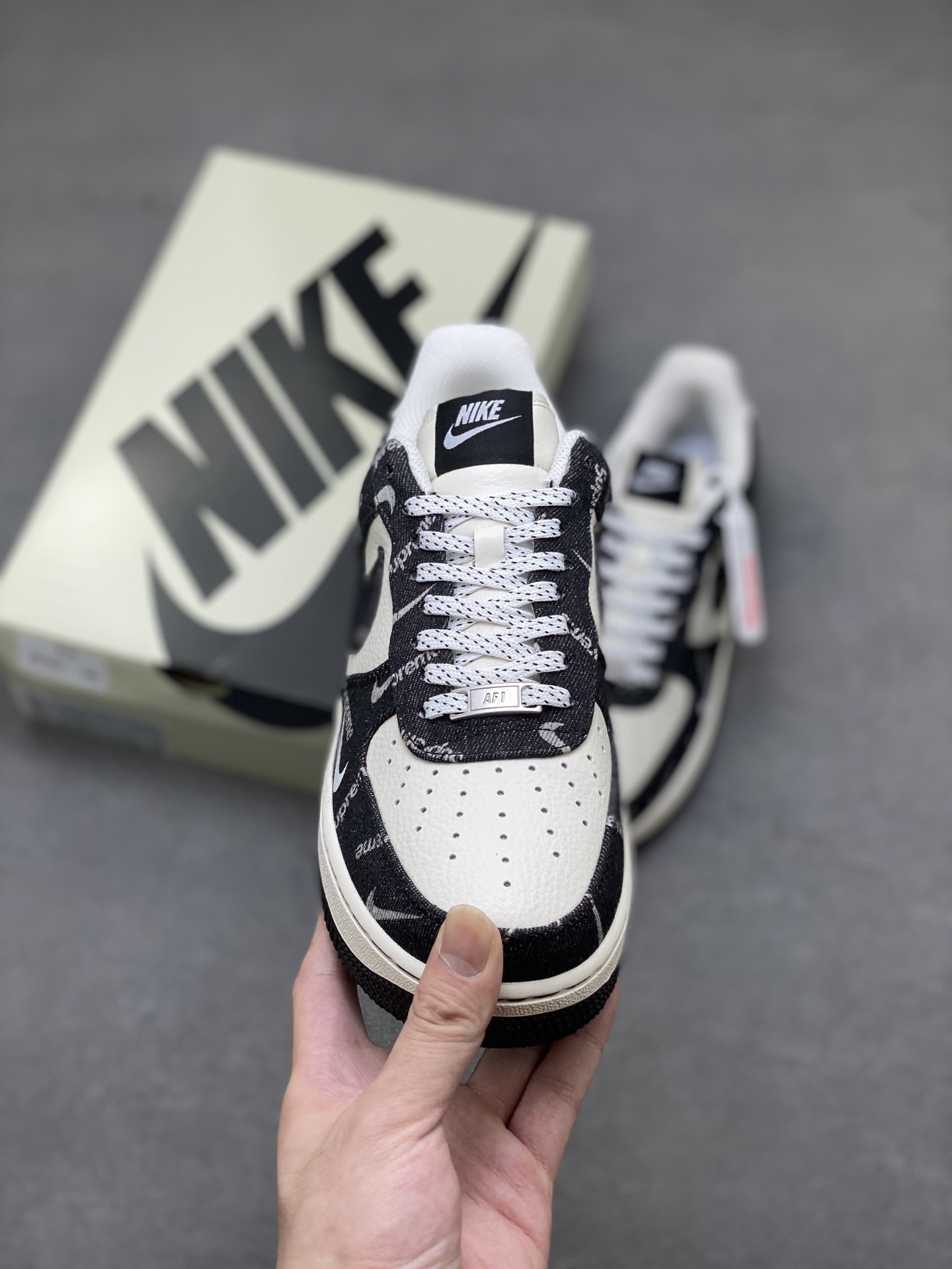 Nike Air Force 1 '07 Low Sneakers - Supreme Edition, Limited Release 3 i1750263266551 5809 0 1
