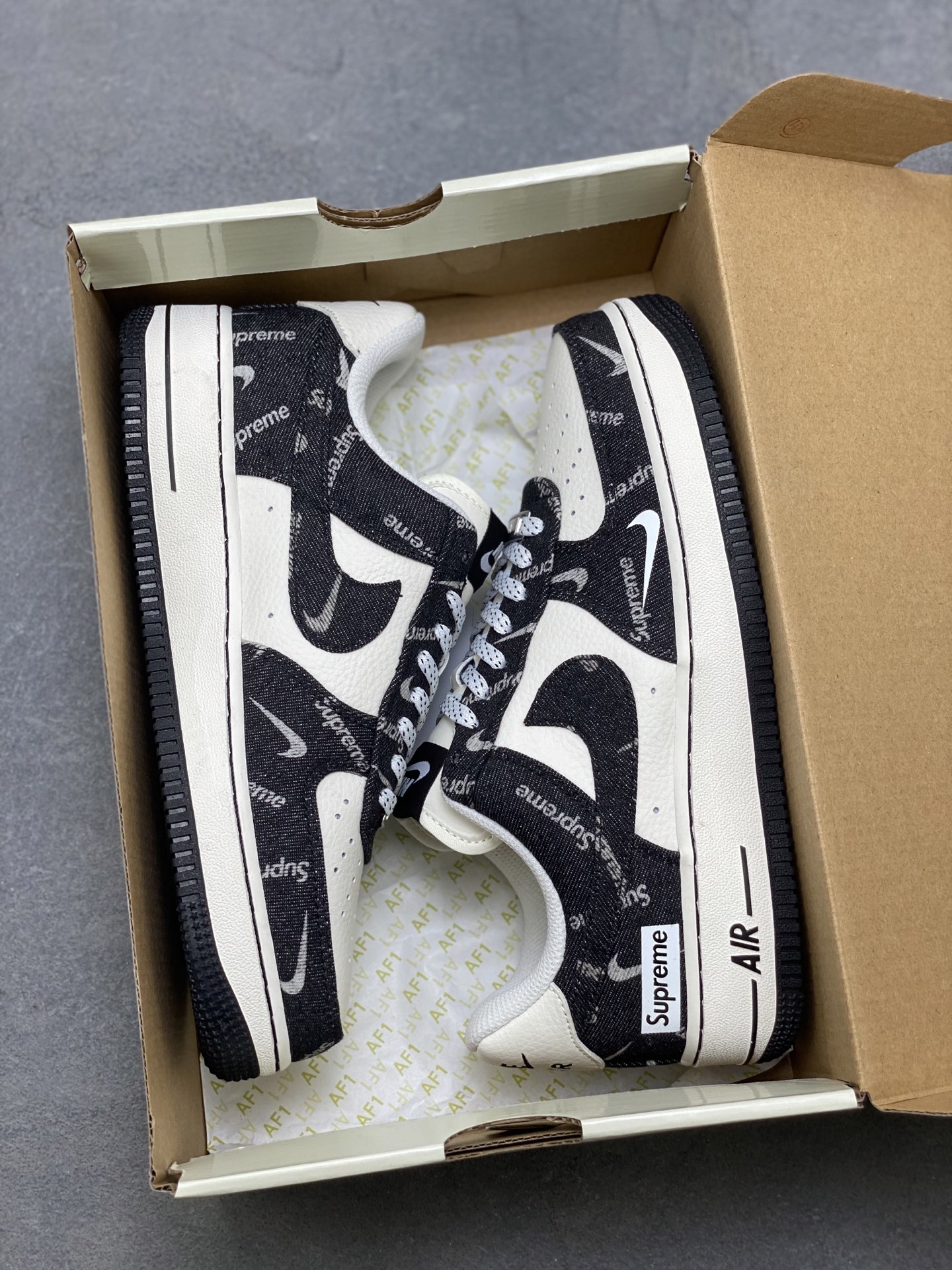 Nike Air Force 1 '07 Low Sneakers - Supreme Edition, Limited Release 10 i1750263269378 101 0 8