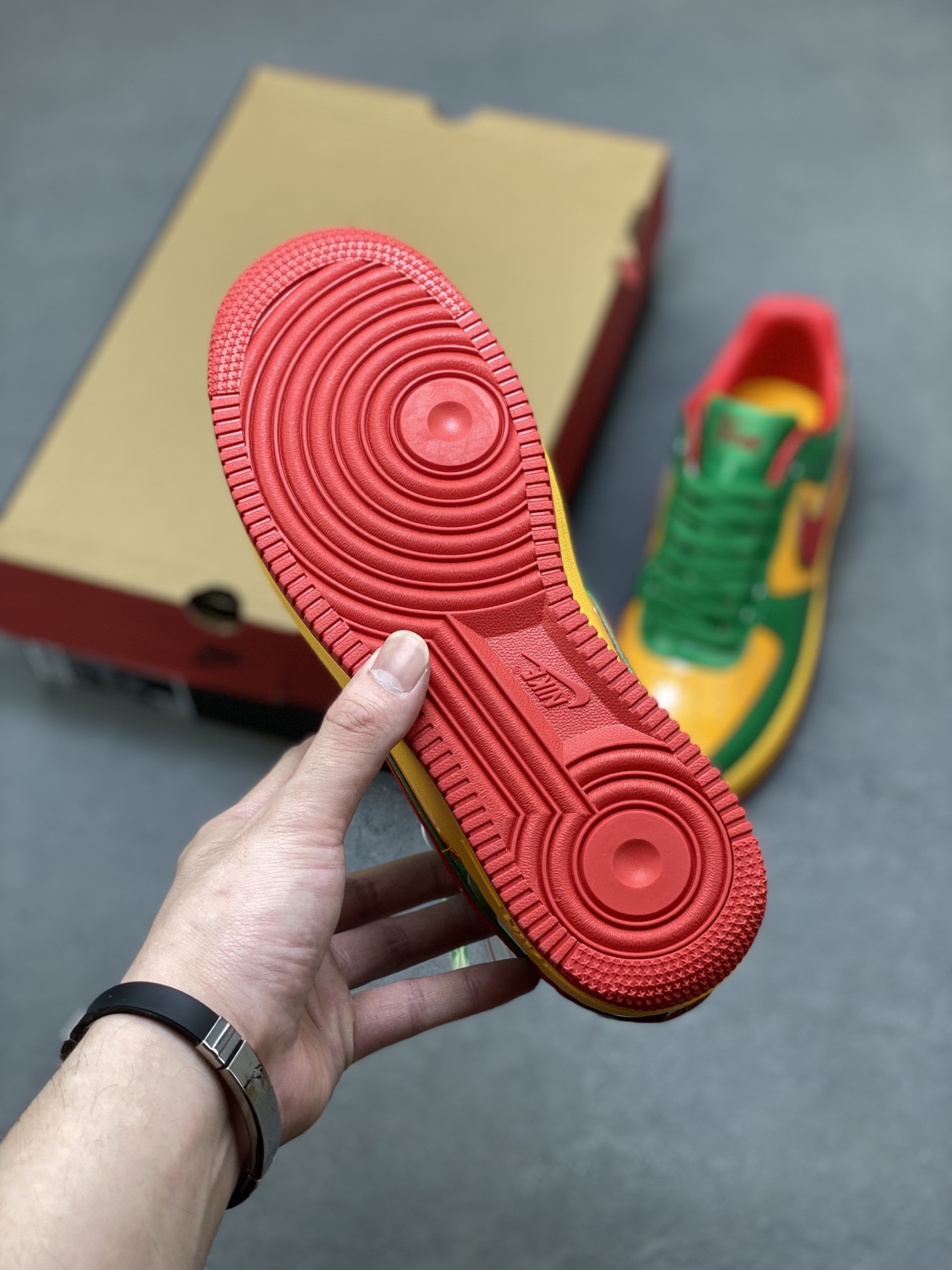 Nike Air Force 1 '07 Low Green/Yellow/Red Limited Edition Sneakers 7 i1750263332056 5879 0 5