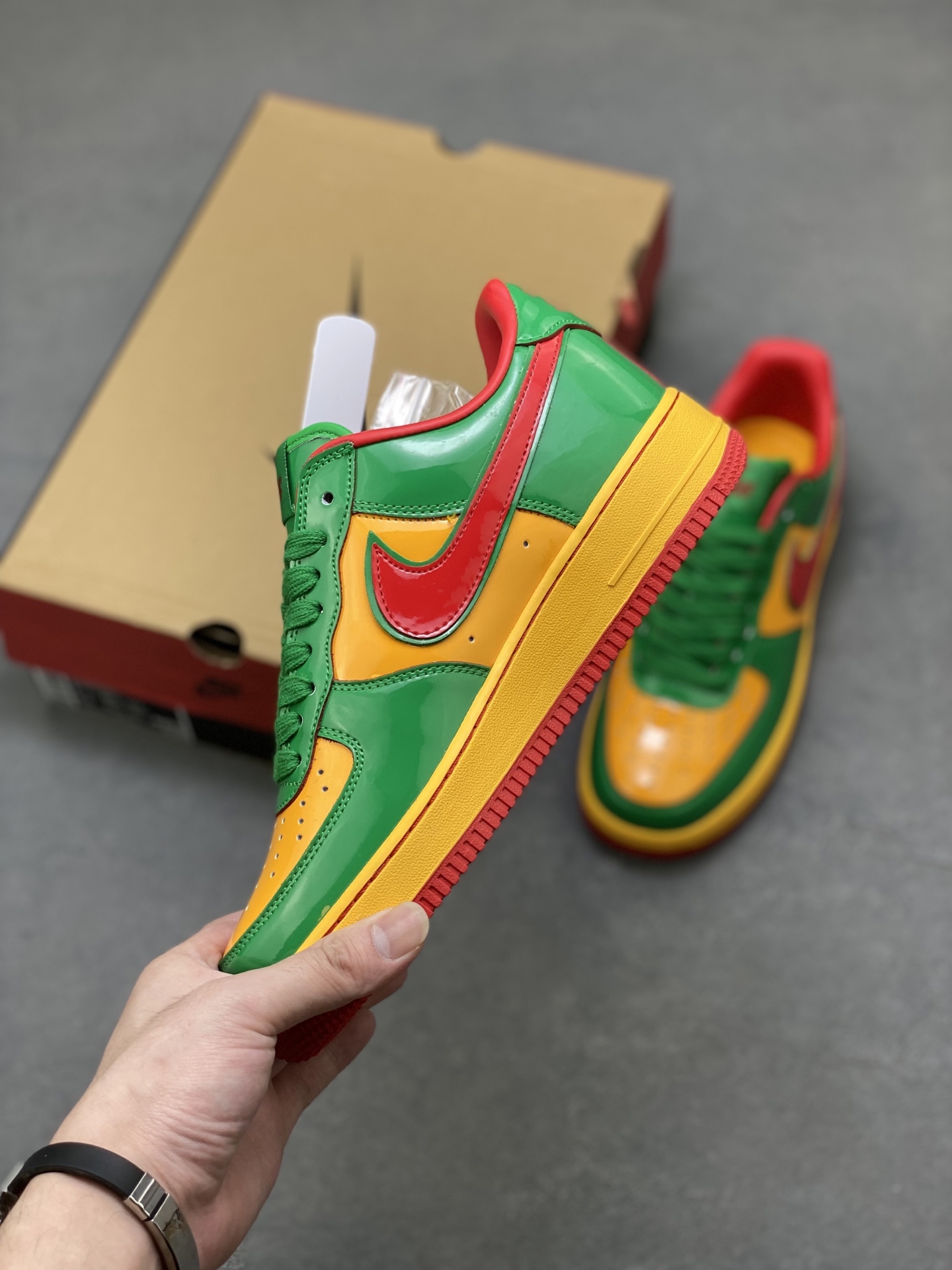 Nike Air Force 1 '07 Low Green/Yellow/Red Limited Edition Sneakers 4 i1750263332244 4428 0 2