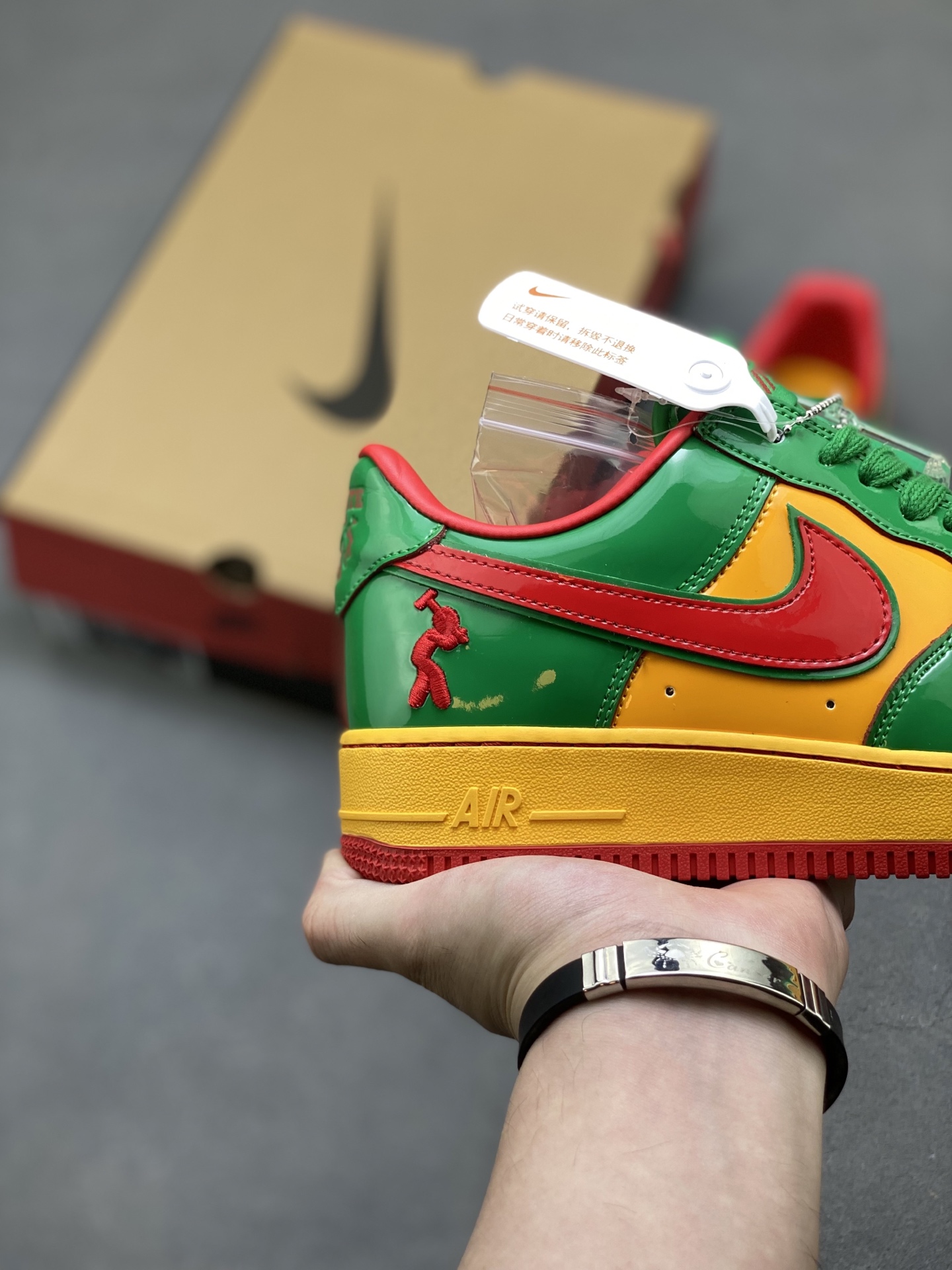 Nike Air Force 1 '07 Low Green/Yellow/Red Limited Edition Sneakers 6 i1750263334722 5506 0 4