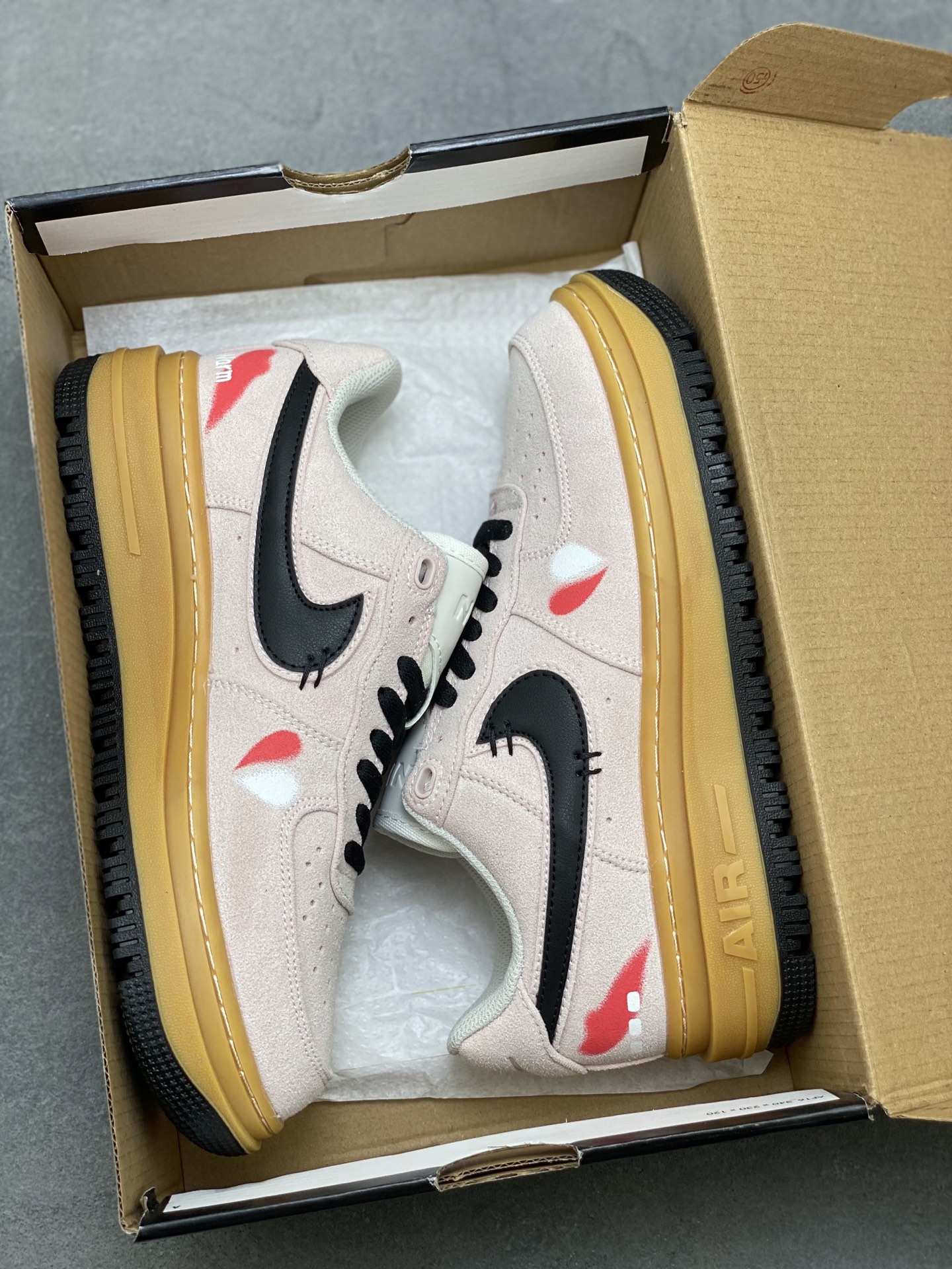 Nike Air Force 1 '07 Low Casual Sneaker Limited Edition - HV2531-100 10 i1750263469427 639 0 8