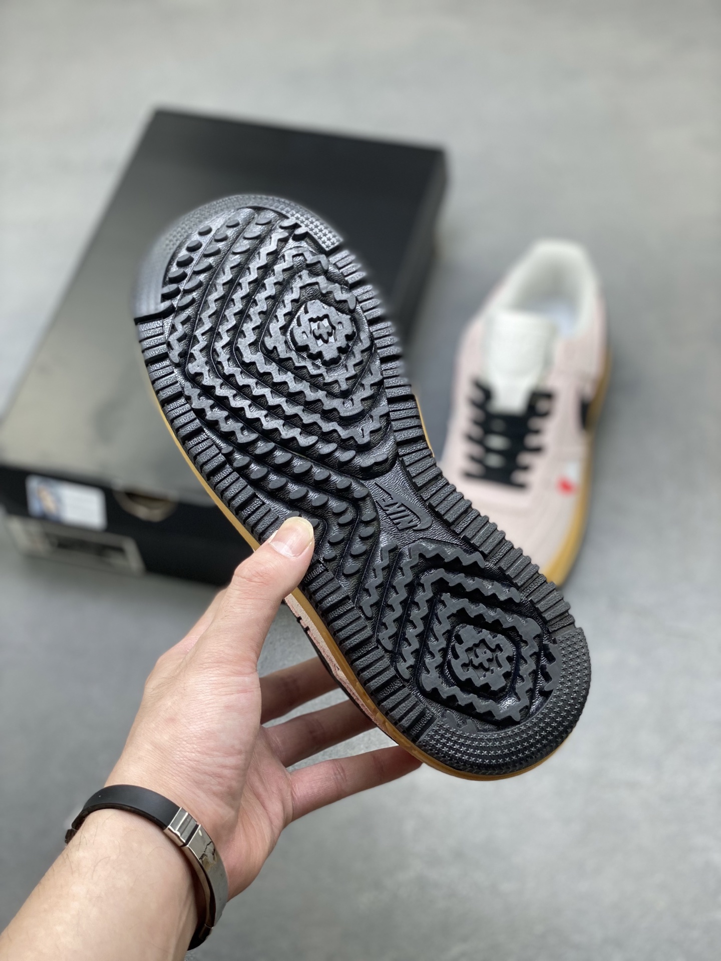 Nike Air Force 1 '07 Low Casual Sneaker Limited Edition - HV2531-100 7 i1750263470986 3858 0 5