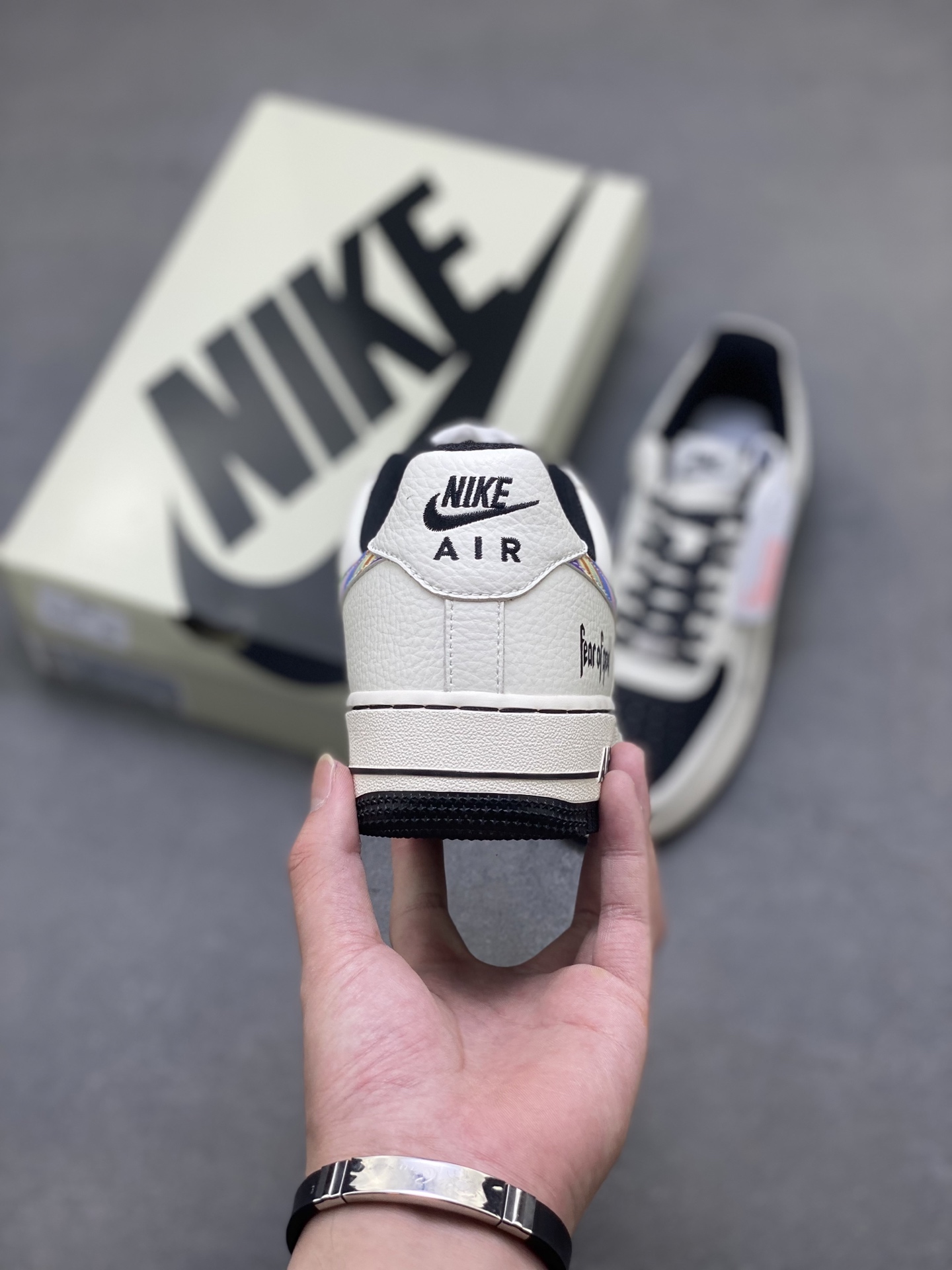 Nike Air Force 1 '07 Low FOD White Grey Iridescent Swoosh Sneakers 5 i1750450421951 4743 0 3