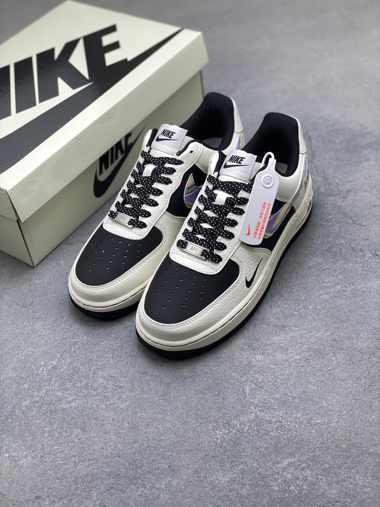 Nike Air Force 1 '07 Low FOD White Grey Iridescent Swoosh Sneakers 9 i1750450421951 6448 0 7
