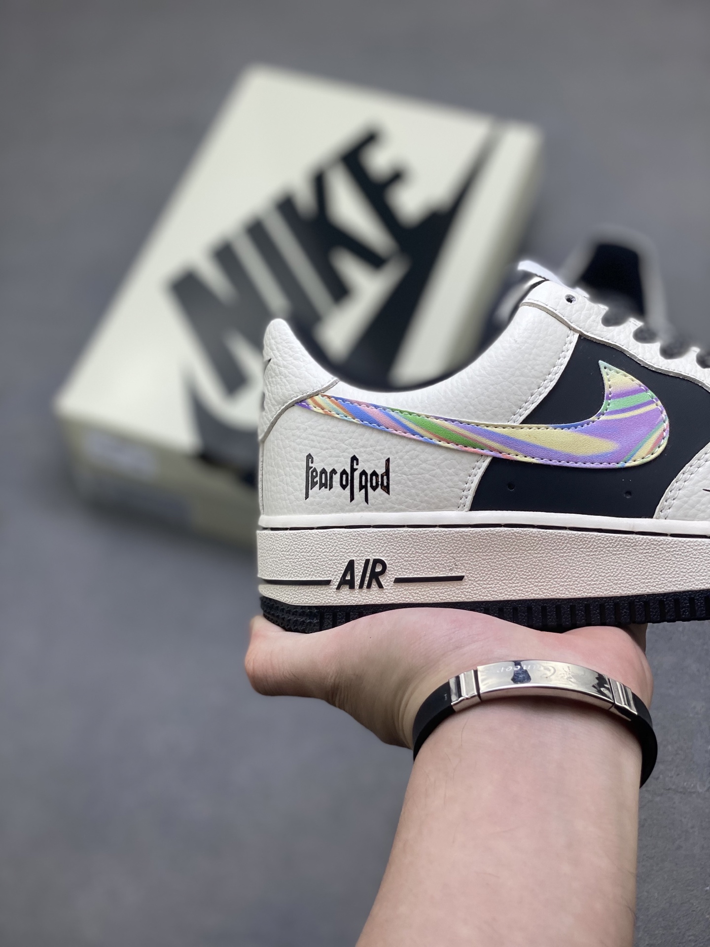 Nike Air Force 1 '07 Low FOD White Grey Iridescent Swoosh Sneakers 6 i1750450421951 6493 0 4