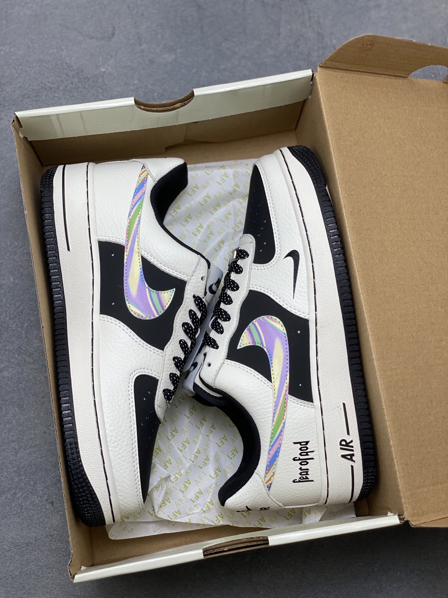 Nike Air Force 1 '07 Low FOD White Grey Iridescent Swoosh Sneakers 10 i1750450427680 4458 0 8