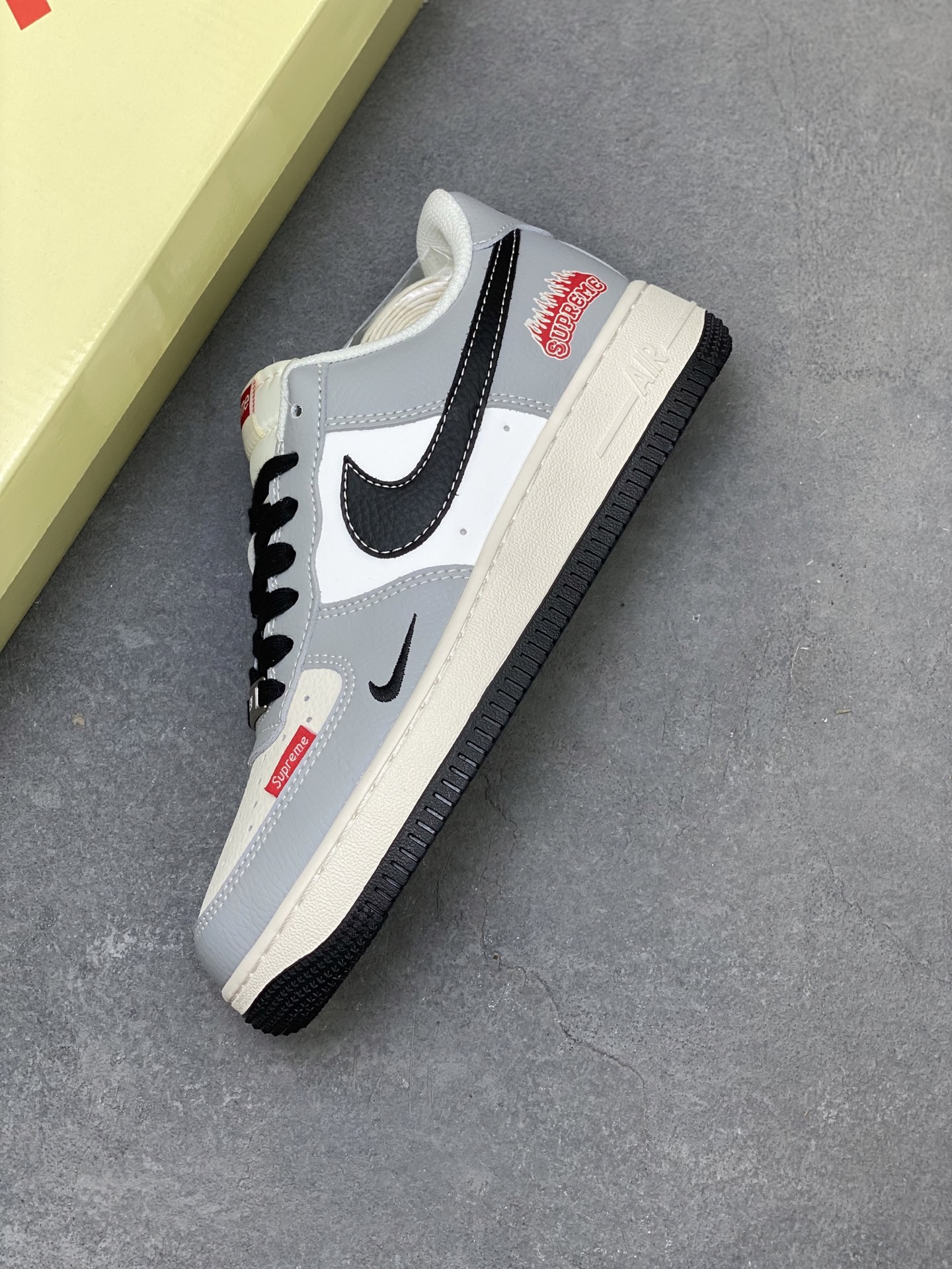 Nike Air Force 1 '07 Low Supreme Sneakers - Limited Edition, Sizes 36-45 8 i1750450611892 6171 0 6