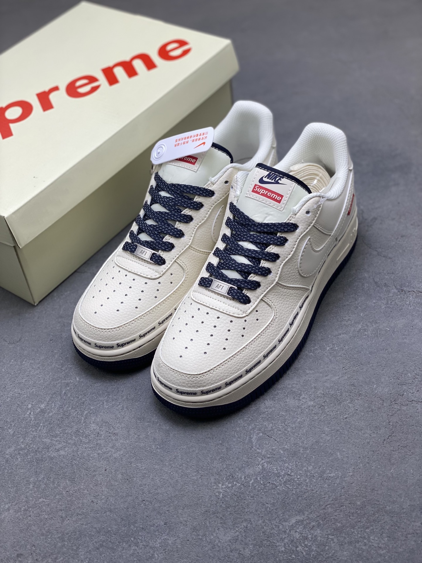 Nike Air Force 1 '07 Low Supreme Sneakers - Limited Edition 9 i1750450705230 46 0 7
