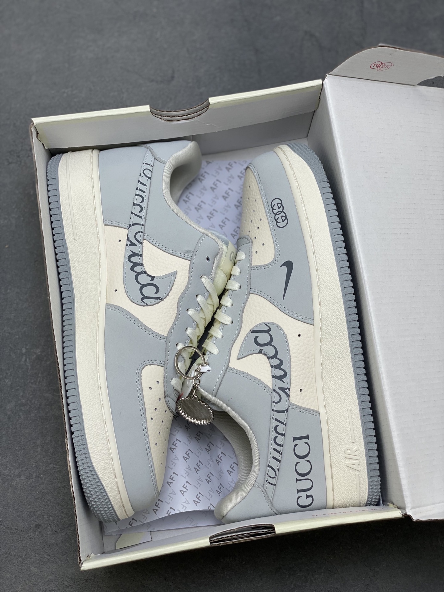 Nike Air Force 1 '07 Low Gucci Custom Sneakers Limited Edition 10 i1750450974938 8913 0 8