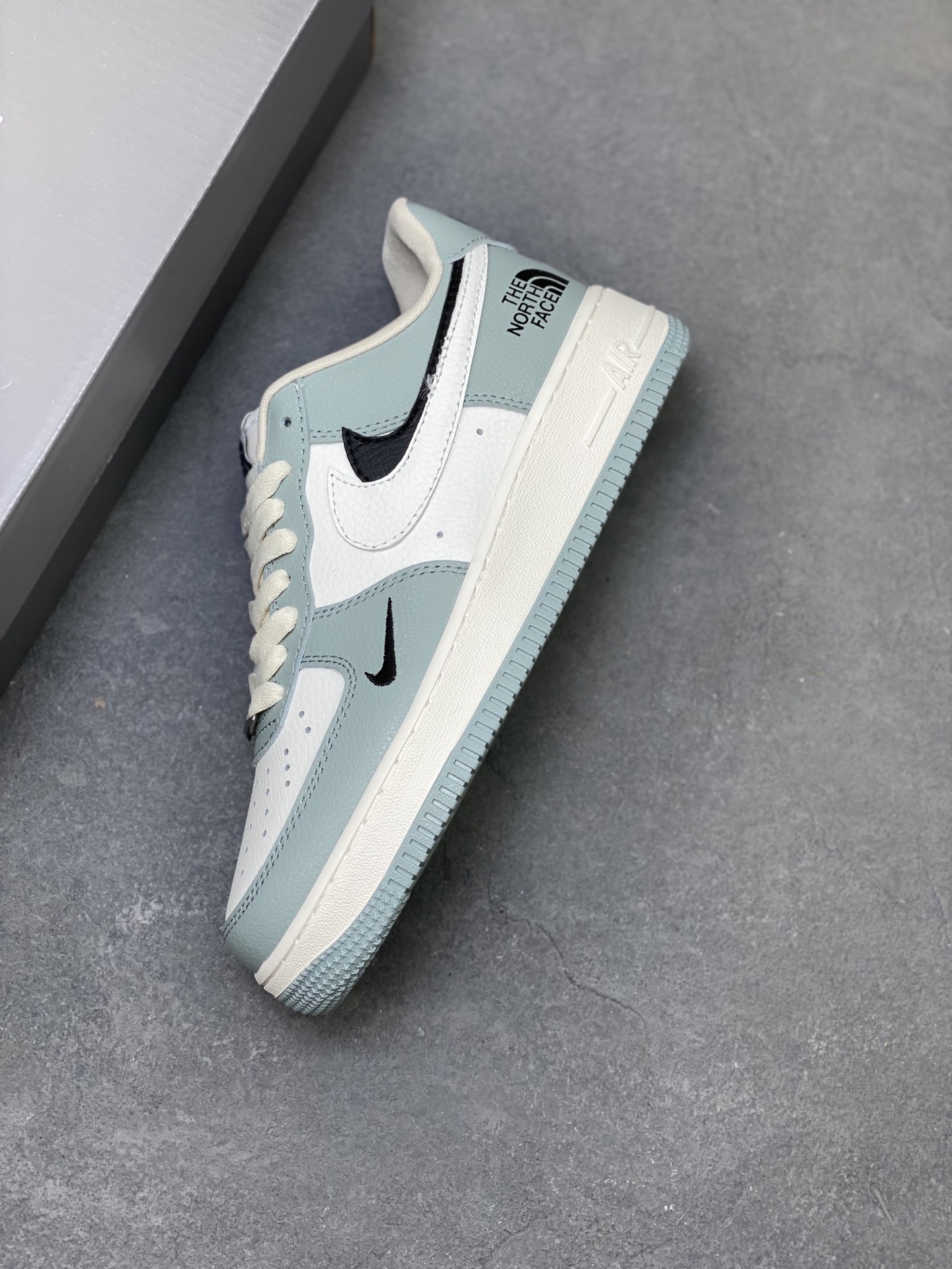 Nike Air Force 1 '07 Low The North Face Edition Casual Sneakers 8 i1750451141162 129 0 6