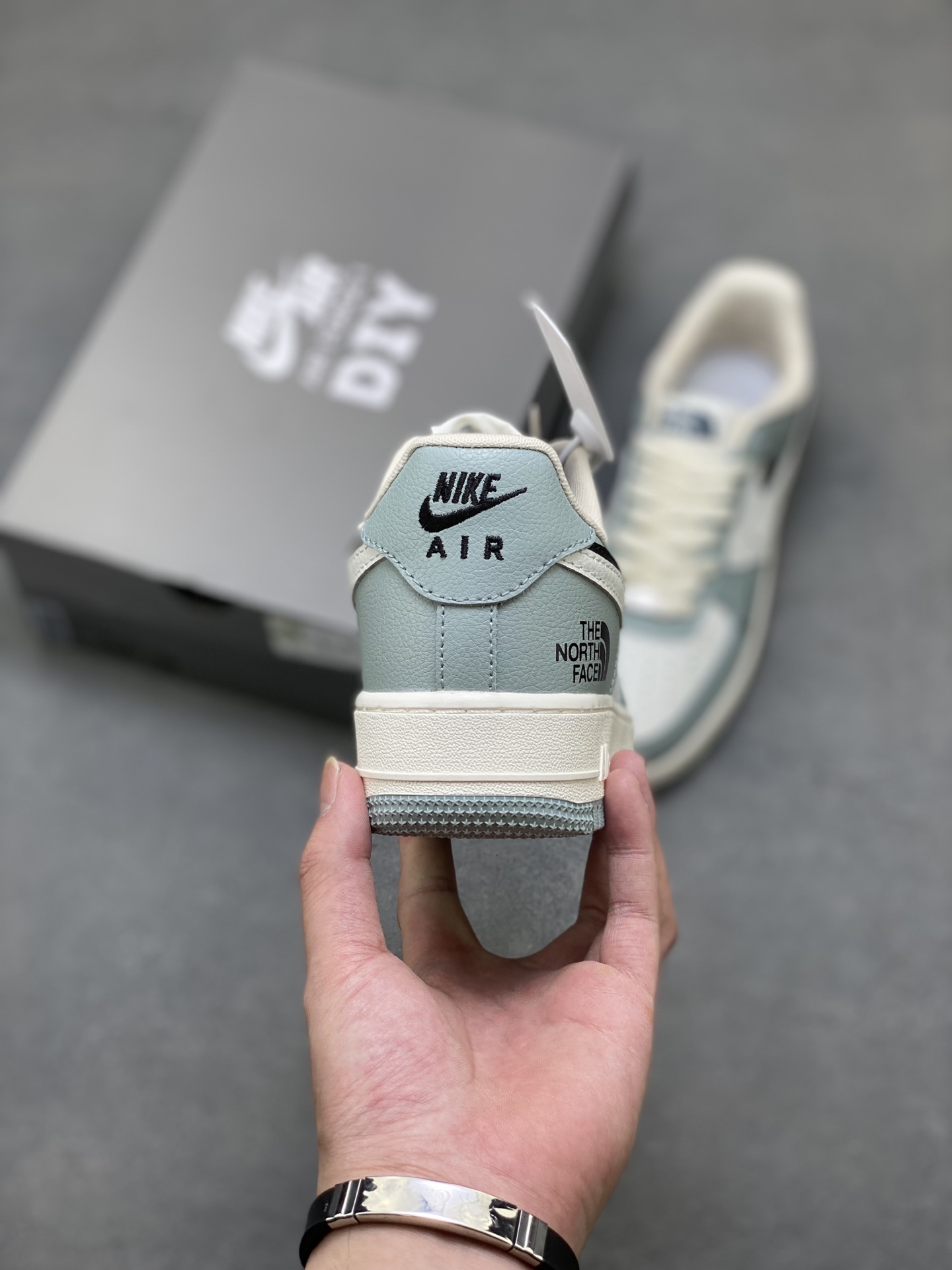 Nike Air Force 1 '07 Low The North Face Edition Casual Sneakers 5 i1750451141442 4565 0 3