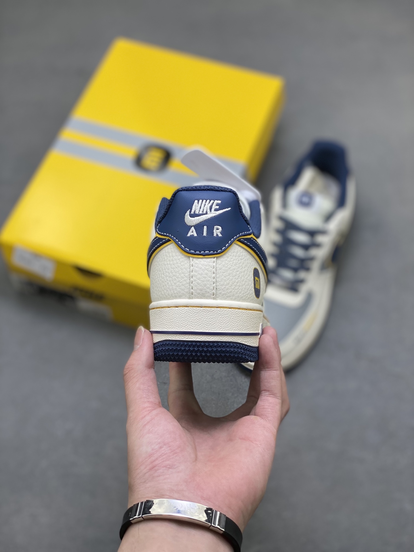 Nike Air Force 1 '07 Low Sneakers - Limited Edition, Comfortable, and Stylish 5 i1750451218877 6876 0 3