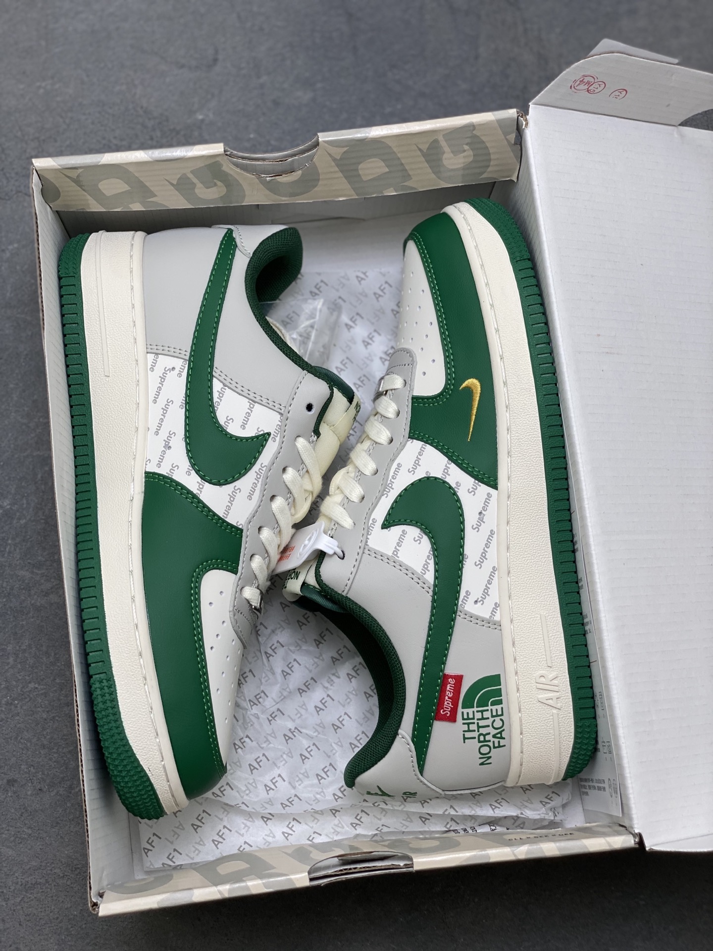 Nike Air Force 1 '07 Low Supreme North Face Green Sneakers 10 i1750451471214 3922 0 8