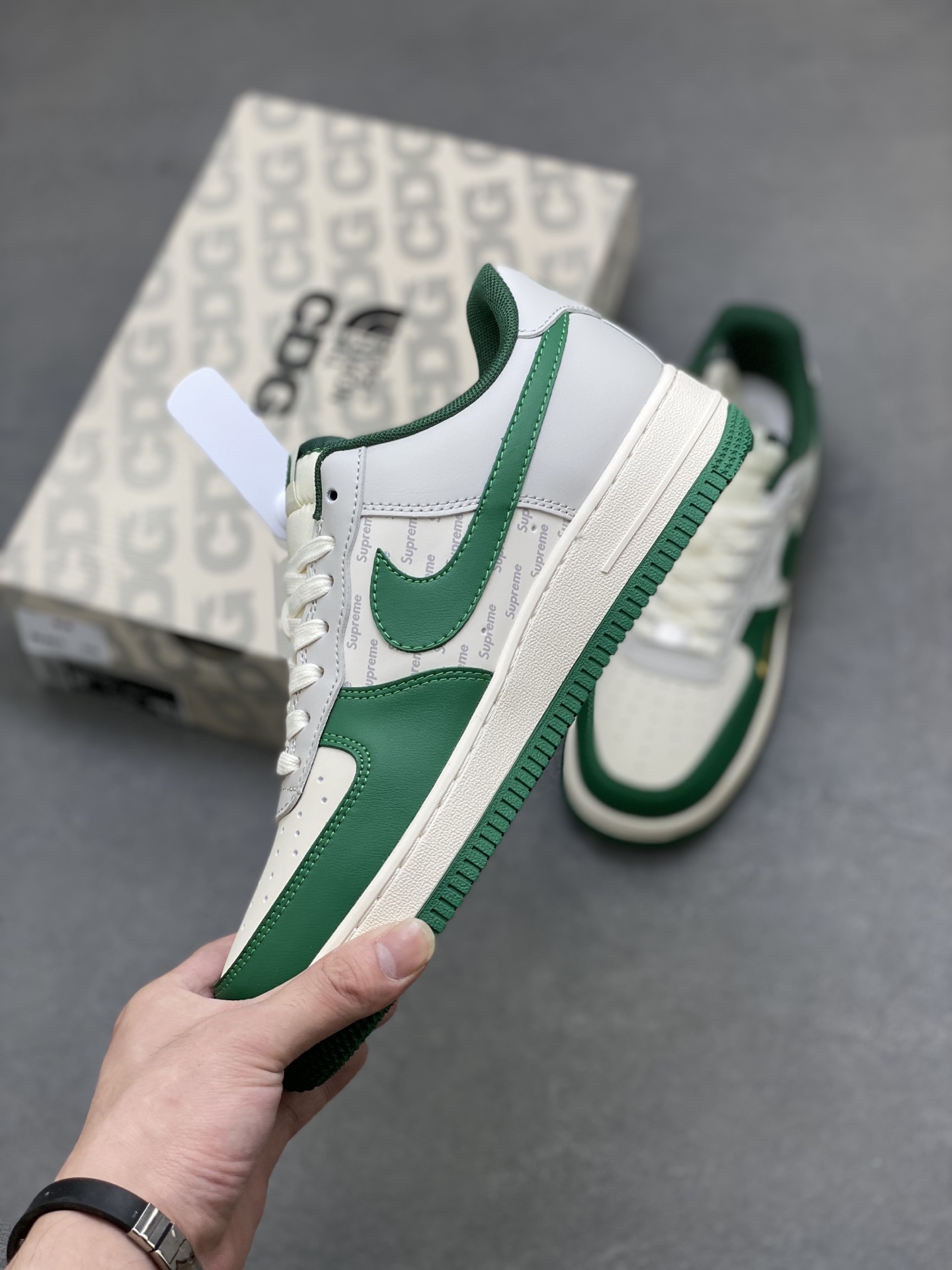 Nike Air Force 1 '07 Low Supreme North Face Green Sneakers 4 i1750451471693 4920 0 2