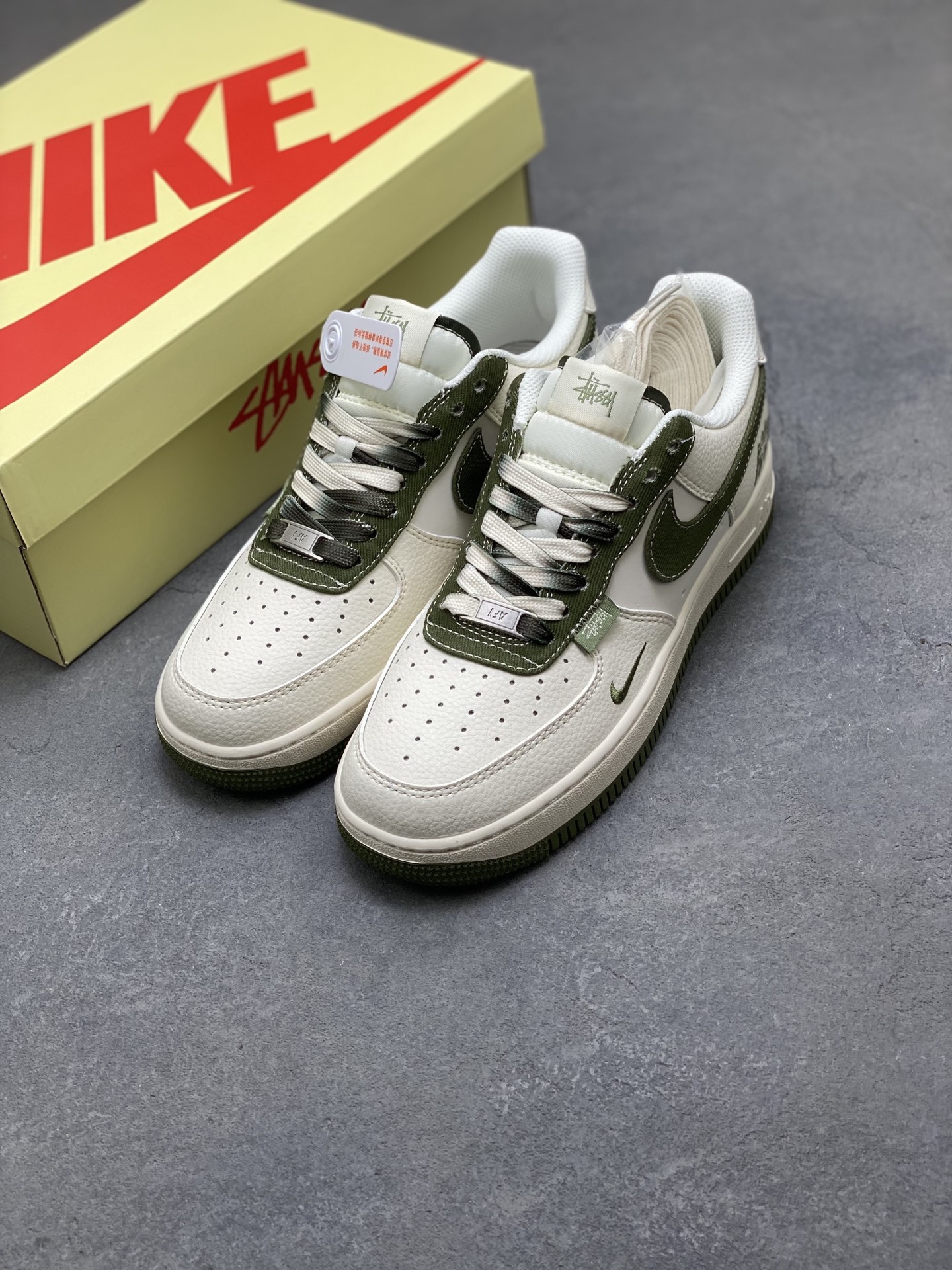 Nike Air Force 1 '07 Low Sneakers - Limited Edition Olive Green 9 i1750451558509 6033 0 7