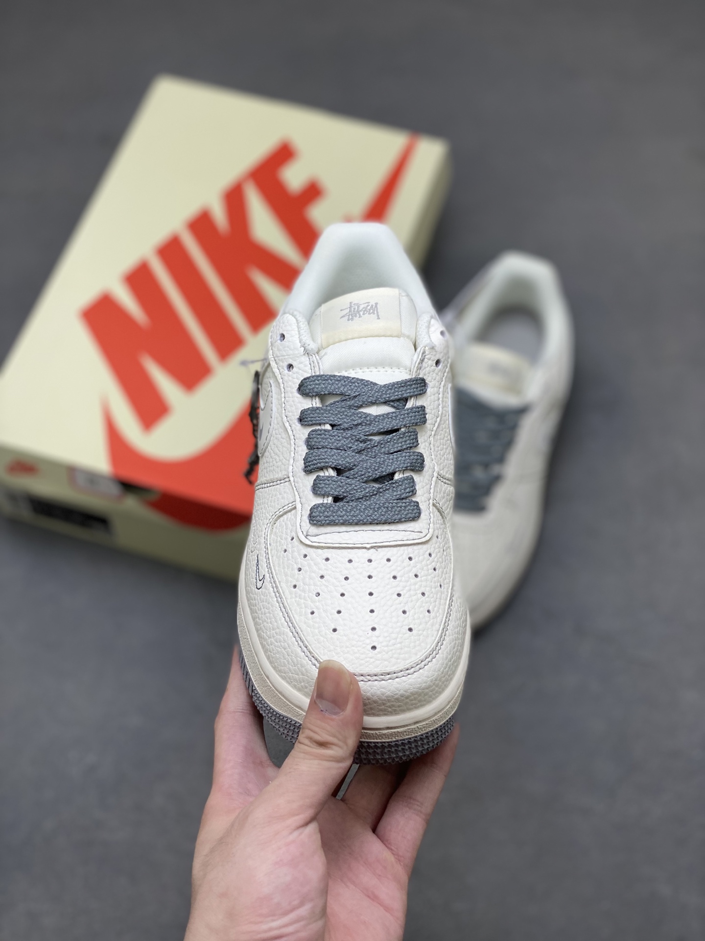 Nike Air Force 1 '07 Low Sneakers - Limited Edition with Stüssy Detail 3 i1750526266589 7723 0 1
