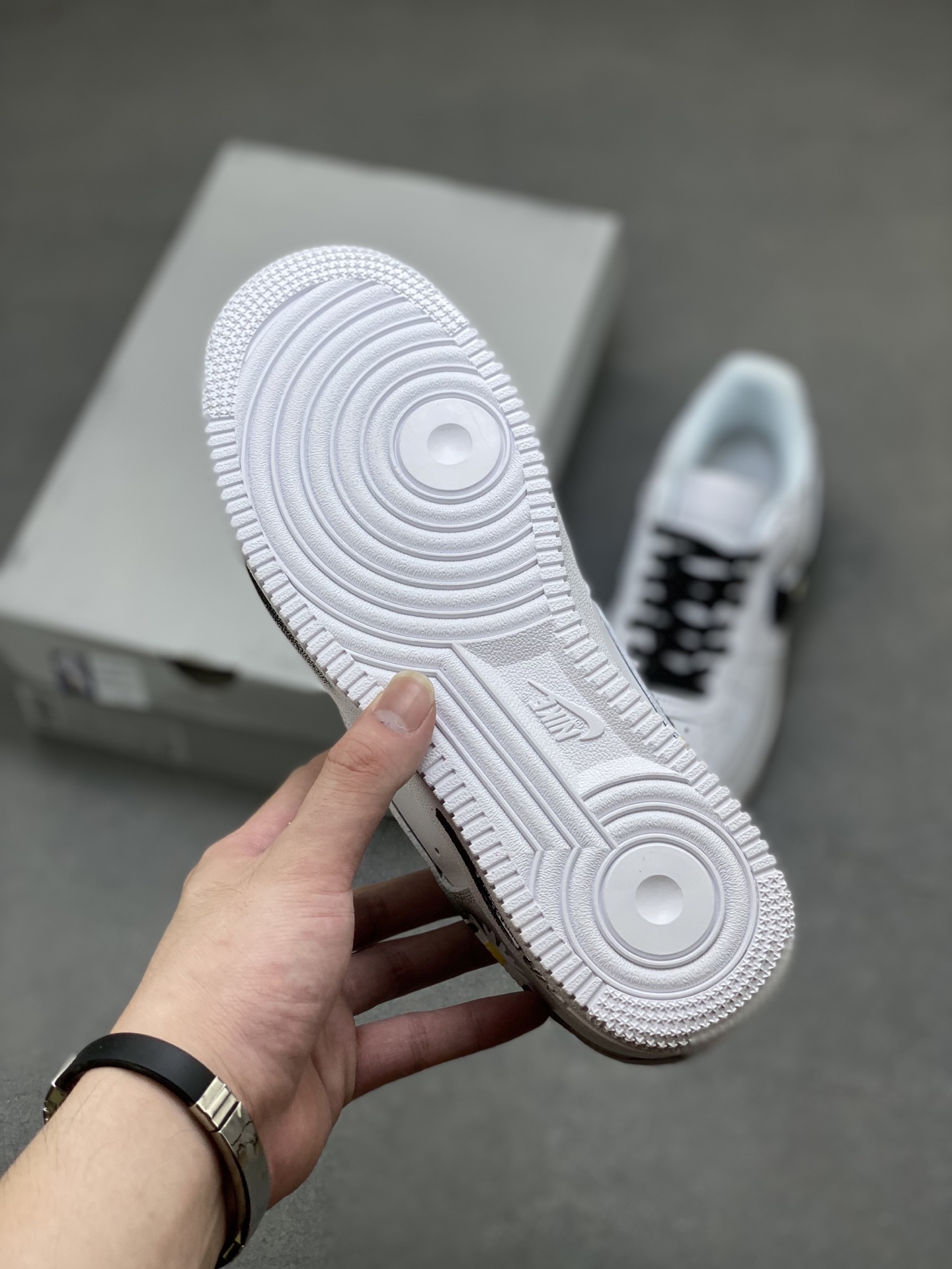 Nike Air Force 1 '07 Low White Black Daisy Casual Sneakers CW2288-111 7 i1750526389215 9134 0 5
