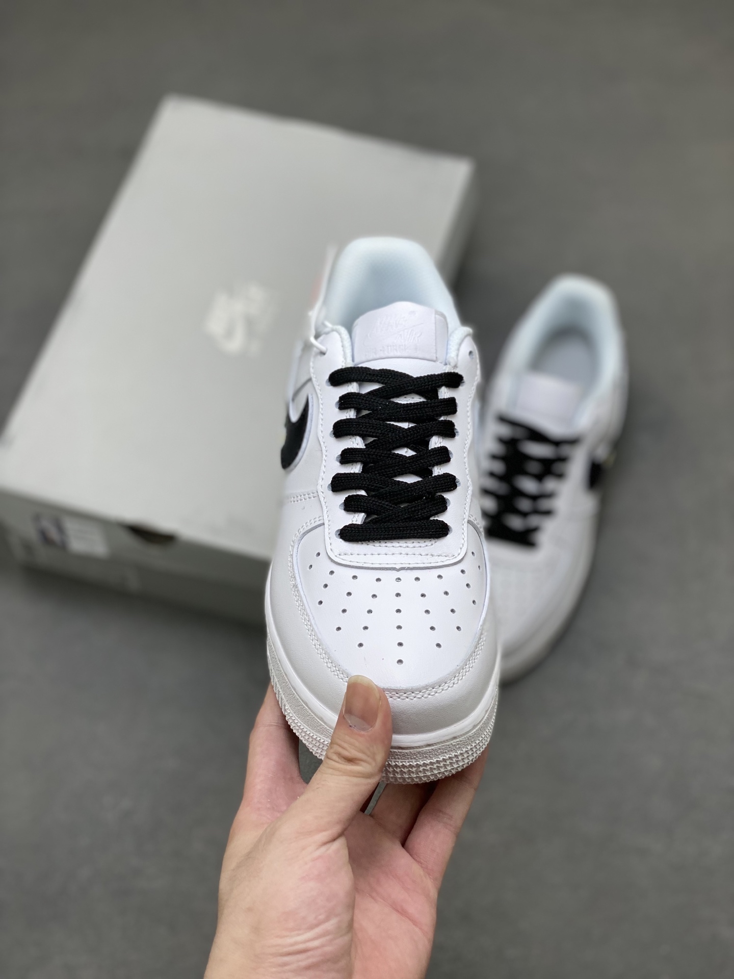Nike Air Force 1 '07 Low White Black Daisy Casual Sneakers CW2288-111 3 i1750526390039 4695 0 1