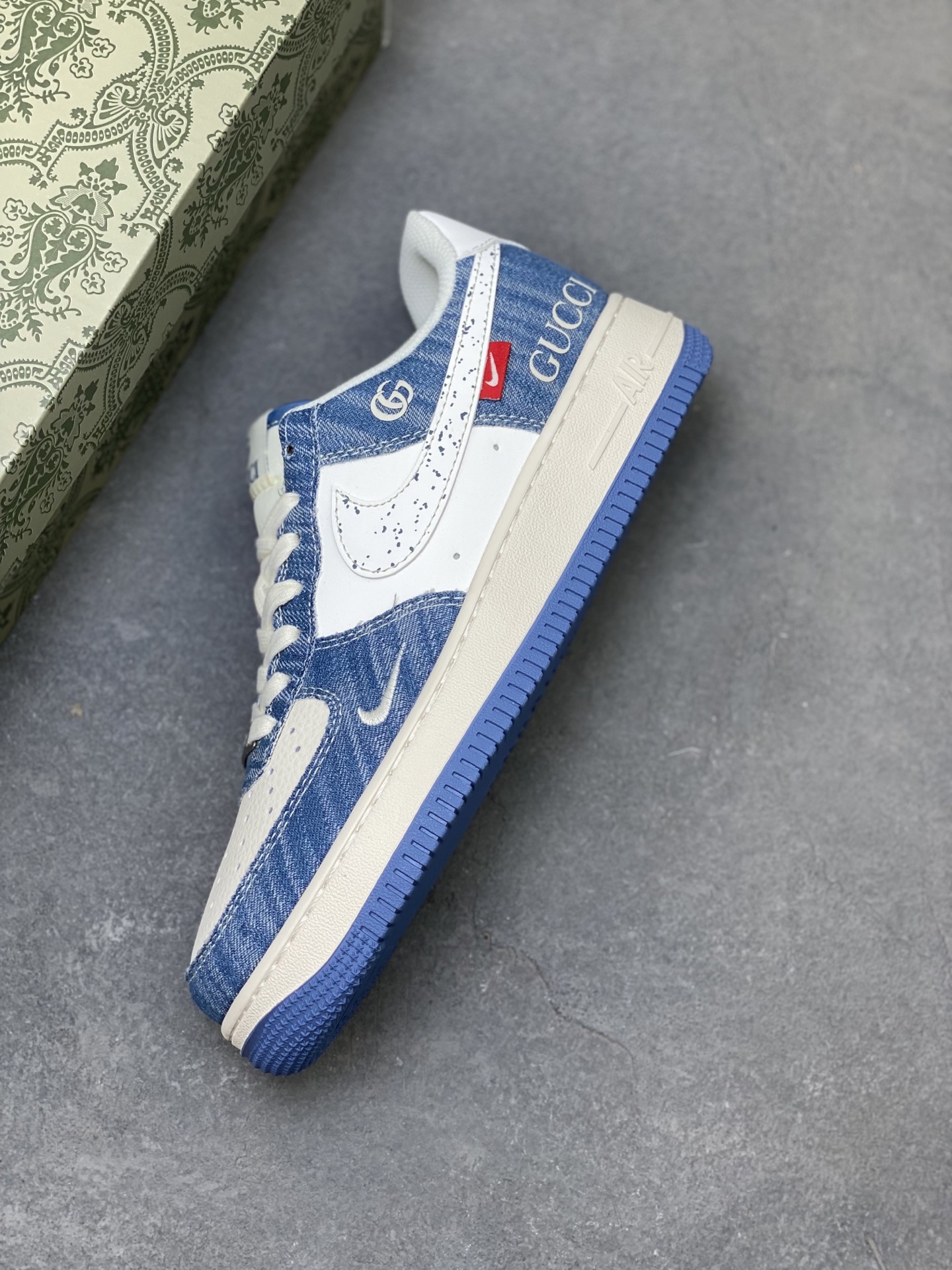 Nike Air Force 1 '07 Low Gucci Denim Sneakers - Limited Edition 8 i1750701743042 1577 0 6