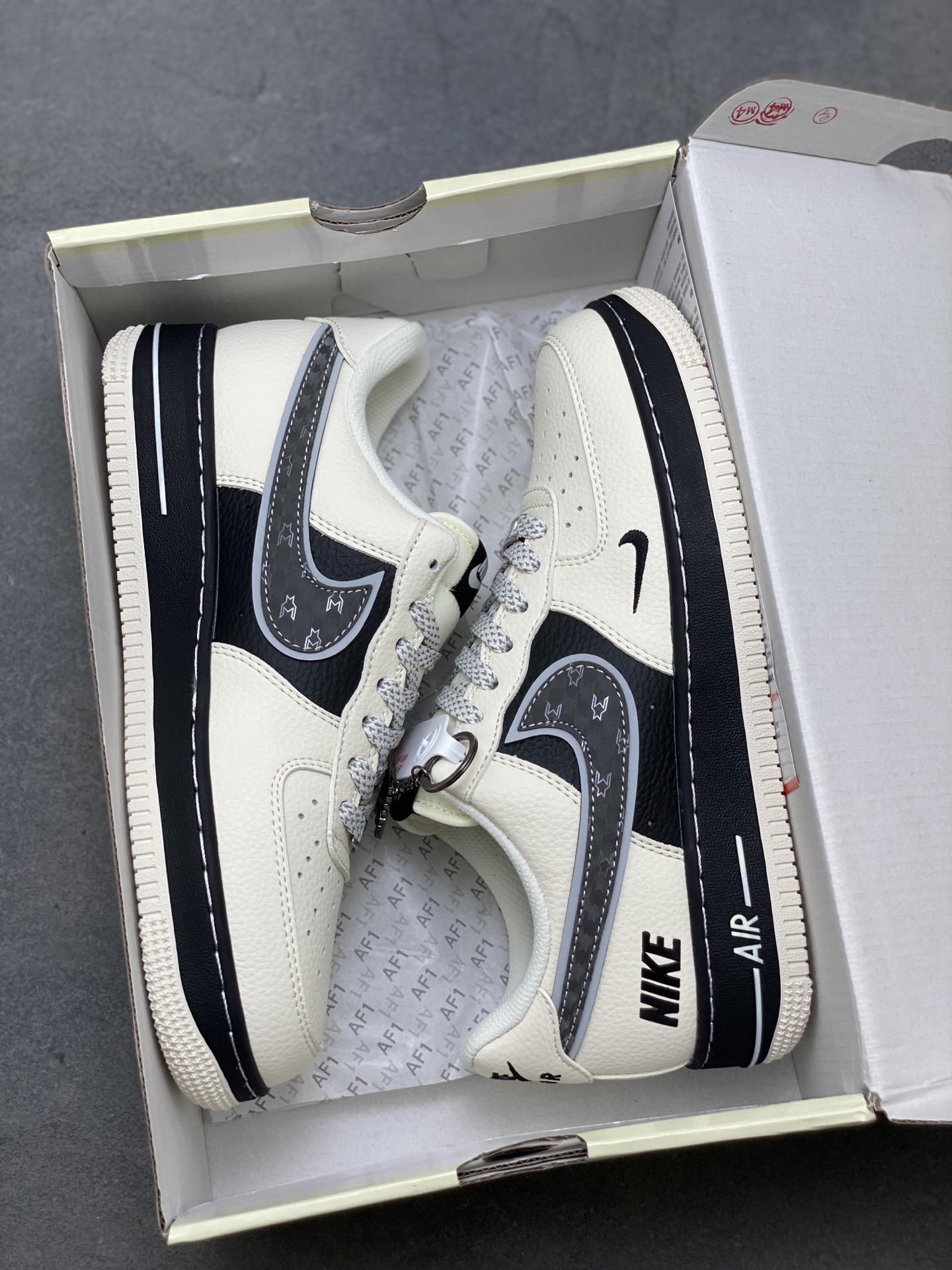 Nike Air Force 1 '07 Low Sneakers Limited Edition - Style & Comfort 10 i1750702025946 3773 0 8