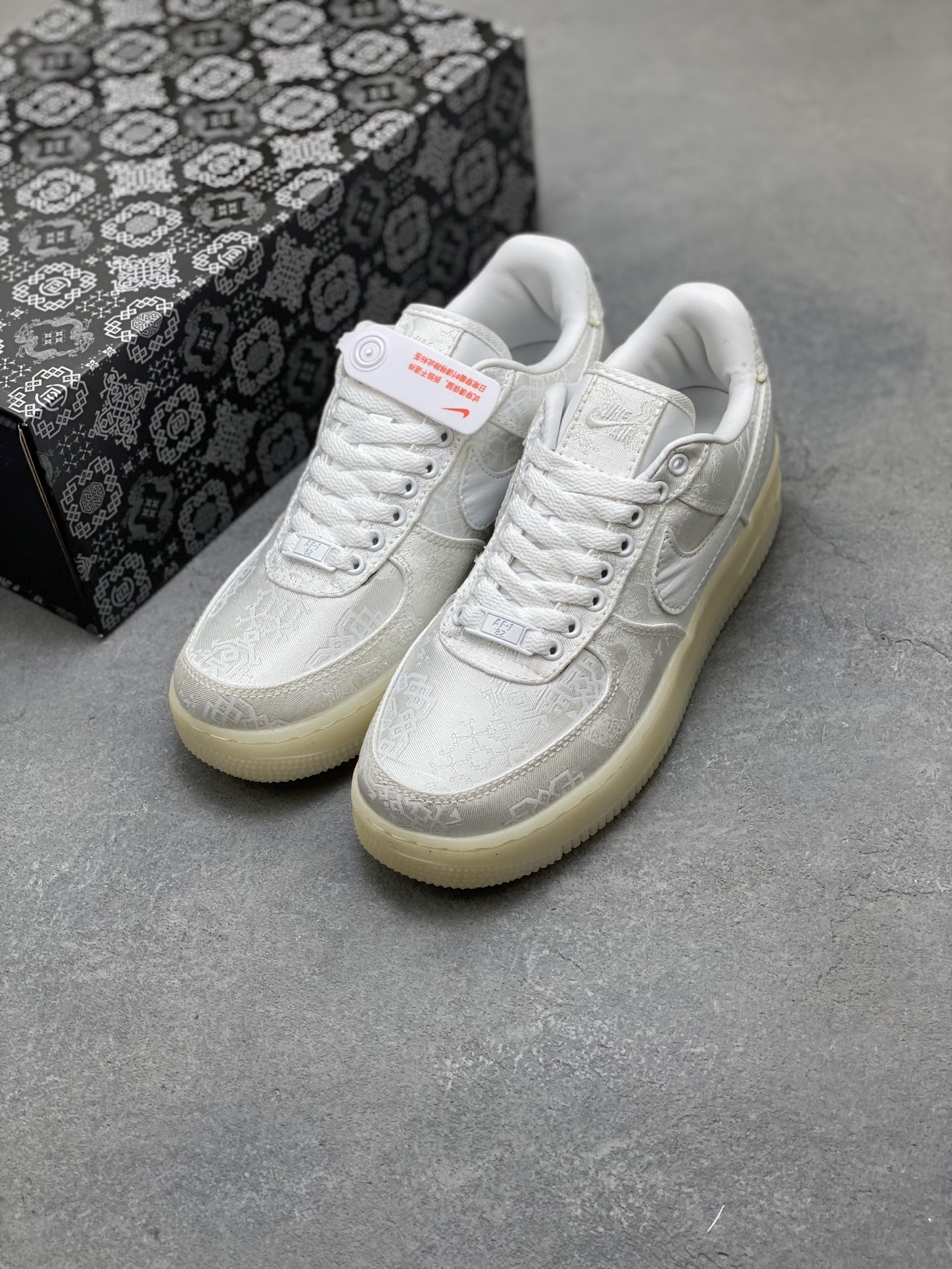 Nike Air Force 1 Low White Honeycomb Cushioning - AO9268-100 9 i1750702441582 5009 0 7