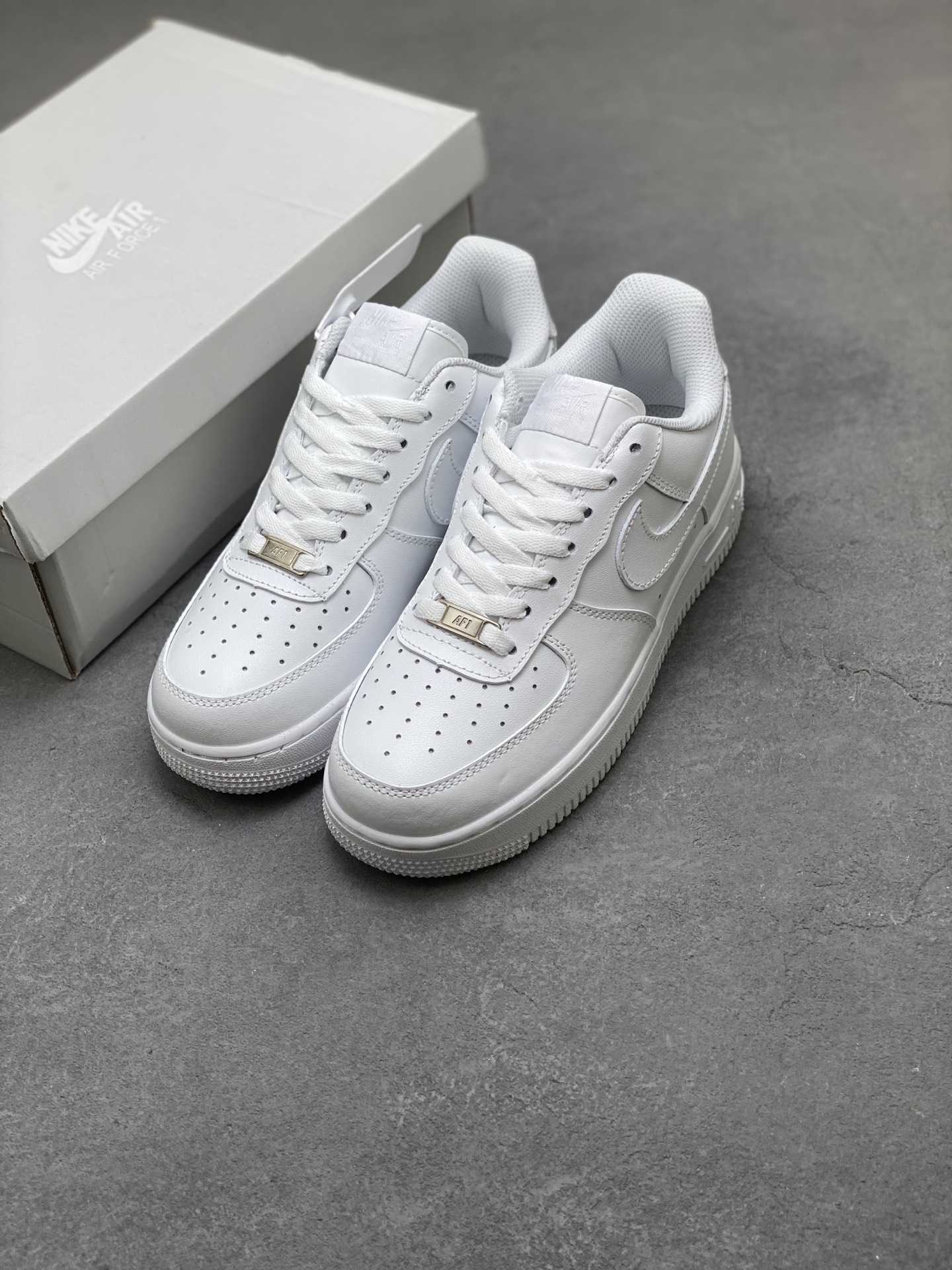 Nike Air Force 1 Mid '07 - Classic White Leather Sneakers, All-Sizes Available 9 i1750702770889 7457 0 7