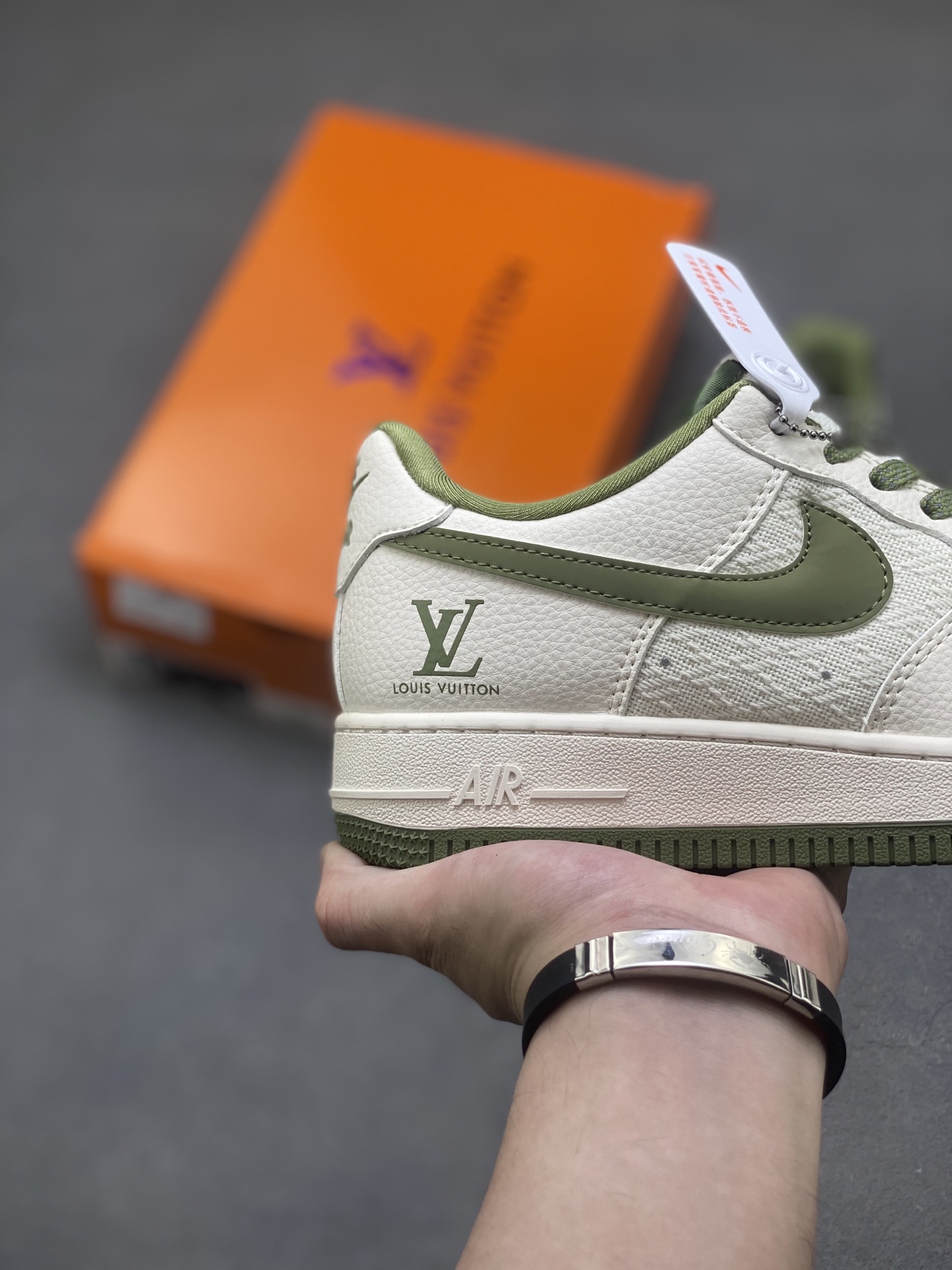 Nike Air Force 1 '07 Low Olive/Sail: Limited Edition Designer Sneakers 6 i1750797329791 8889 0 4