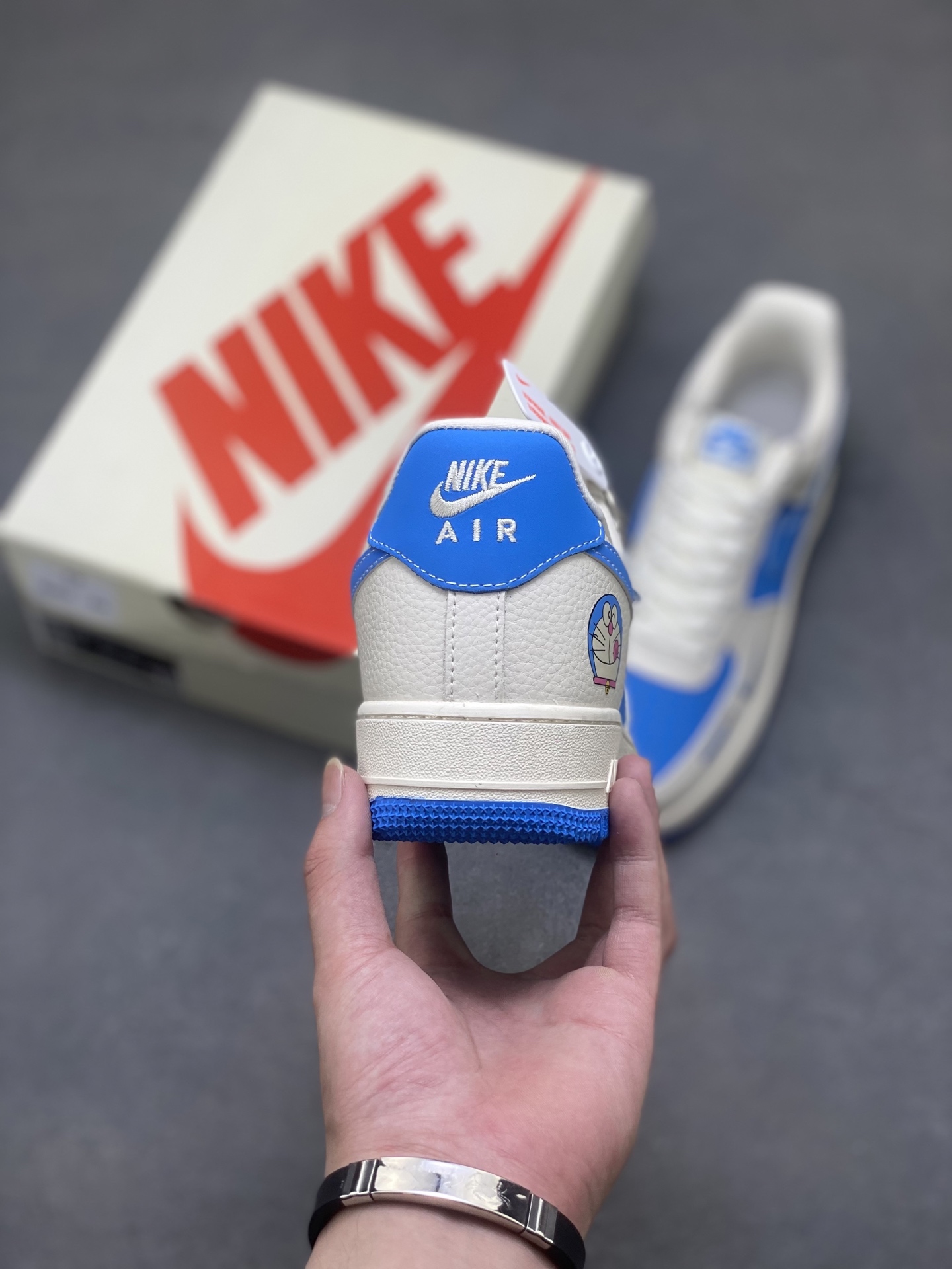 Nike Air Force 1 '07 Low Doraemon Custom Sneakers - Limited Edition 5 i1750797414420 7416 0 3